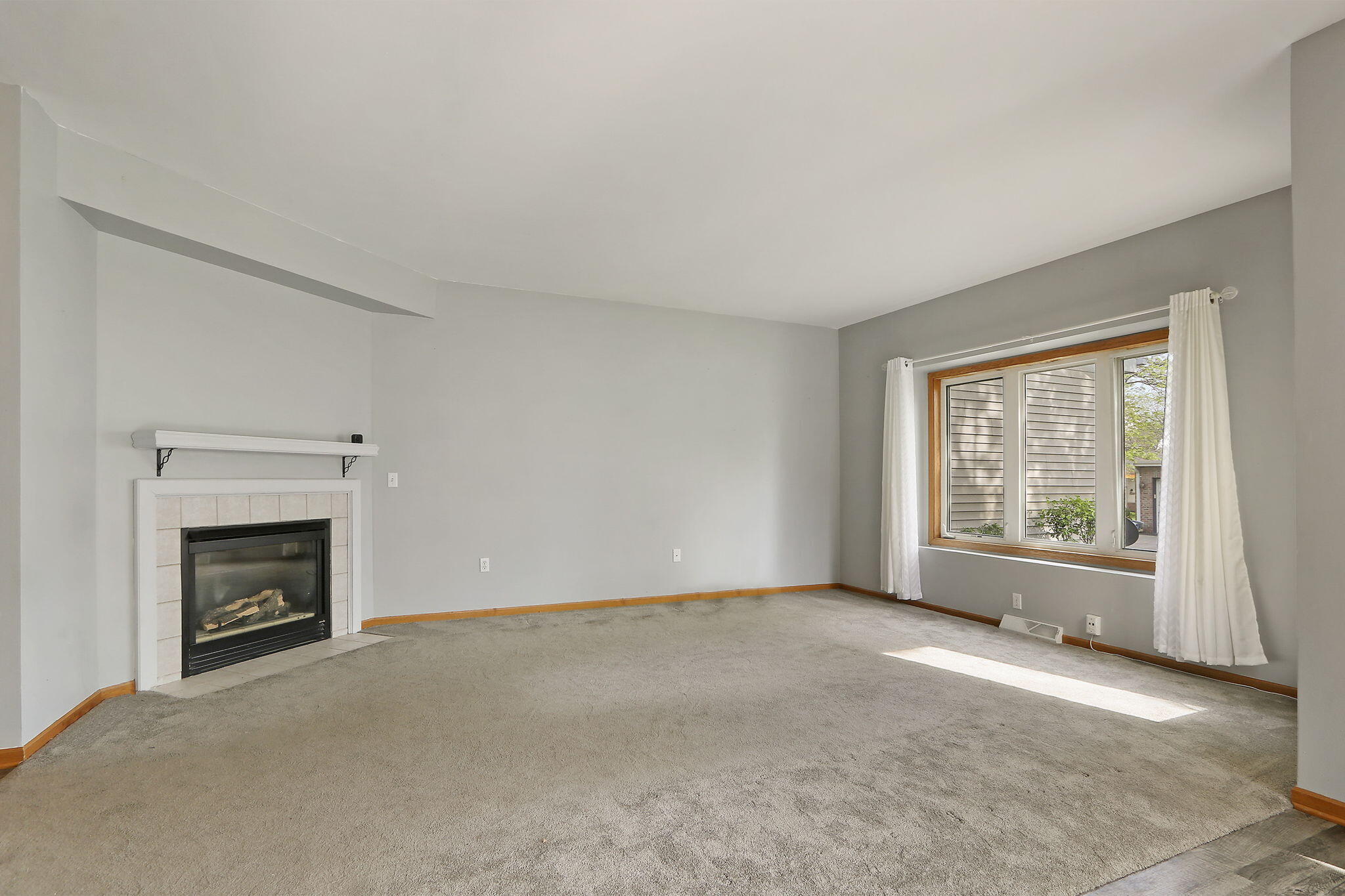 4669 S Forest Point Blvd, New Berlin