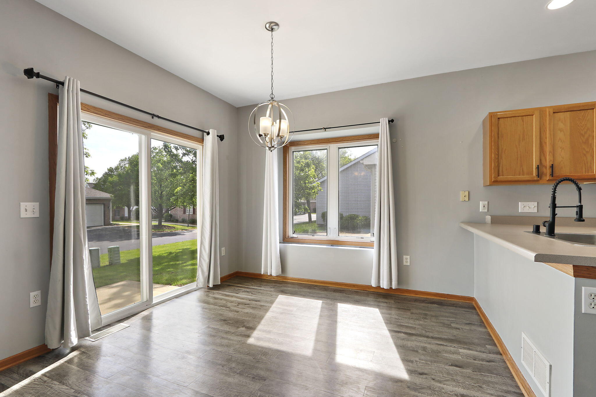 4669 S Forest Point Blvd, New Berlin