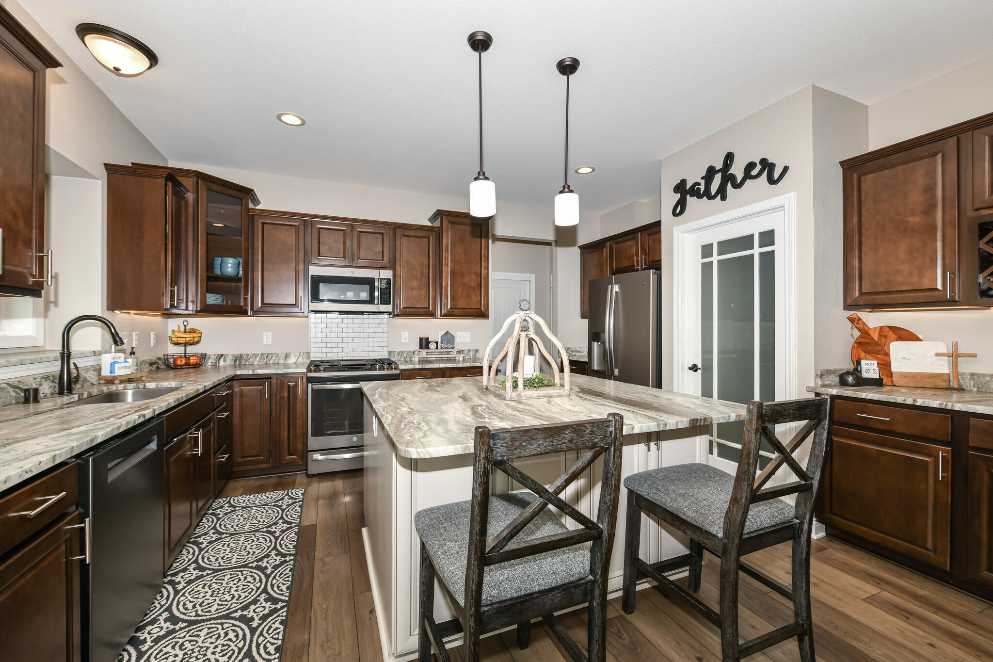 1508 Sara Ct