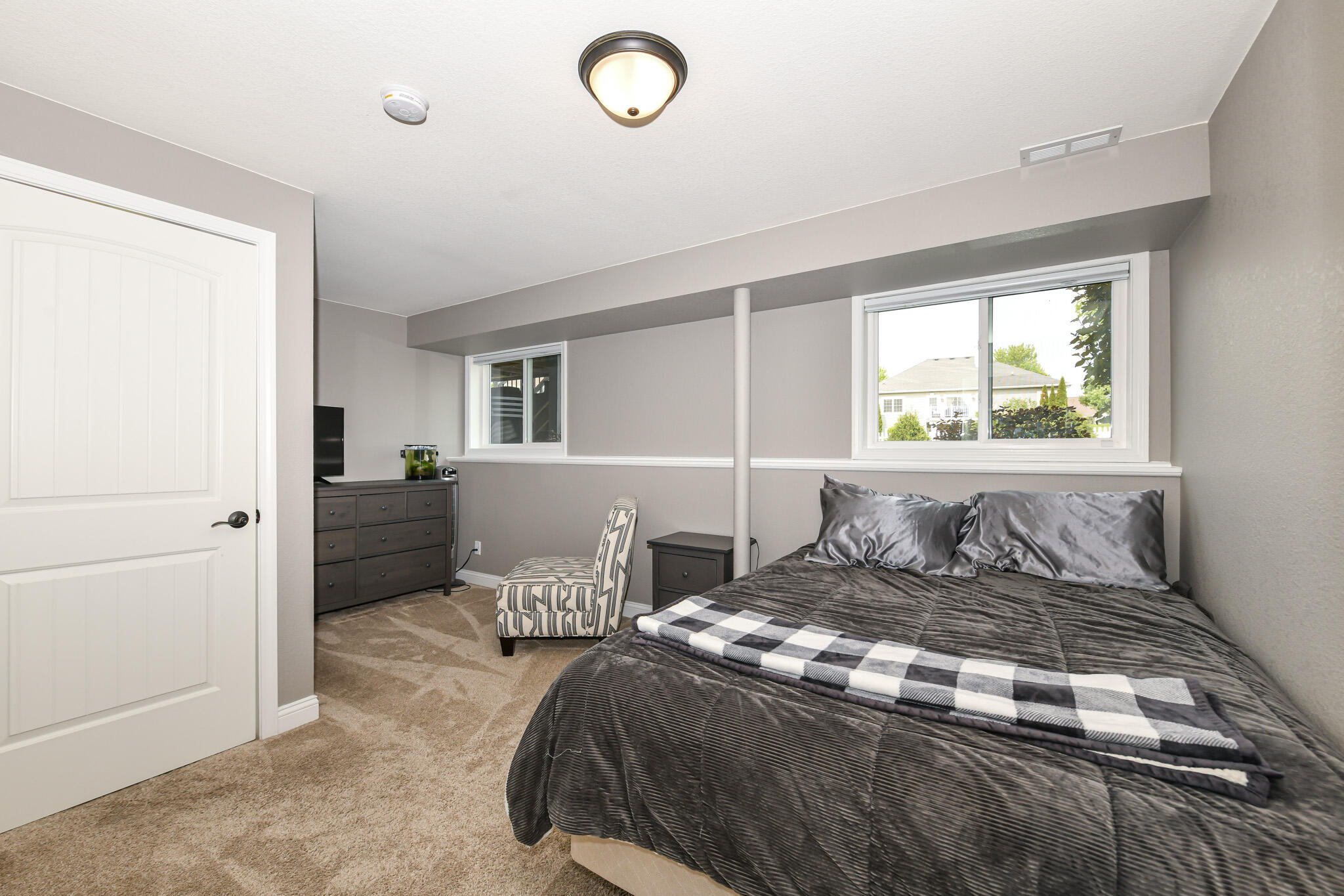 1508 Sara Ct