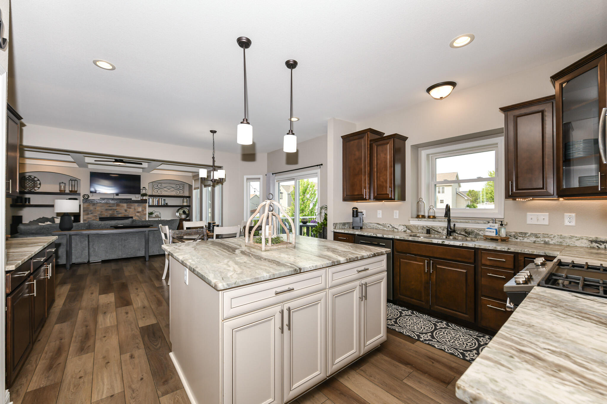 1508 Sara Ct