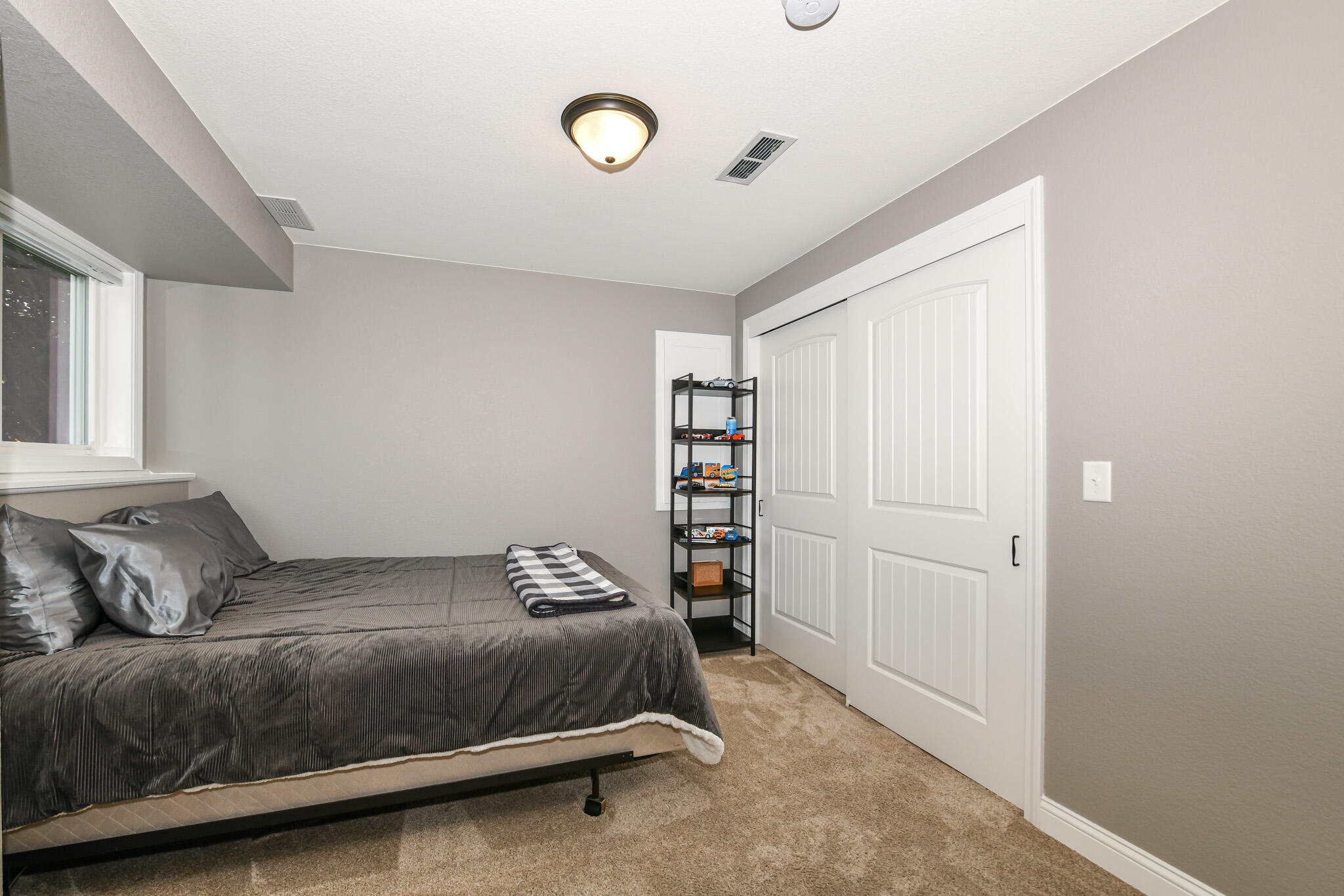 1508 Sara Ct