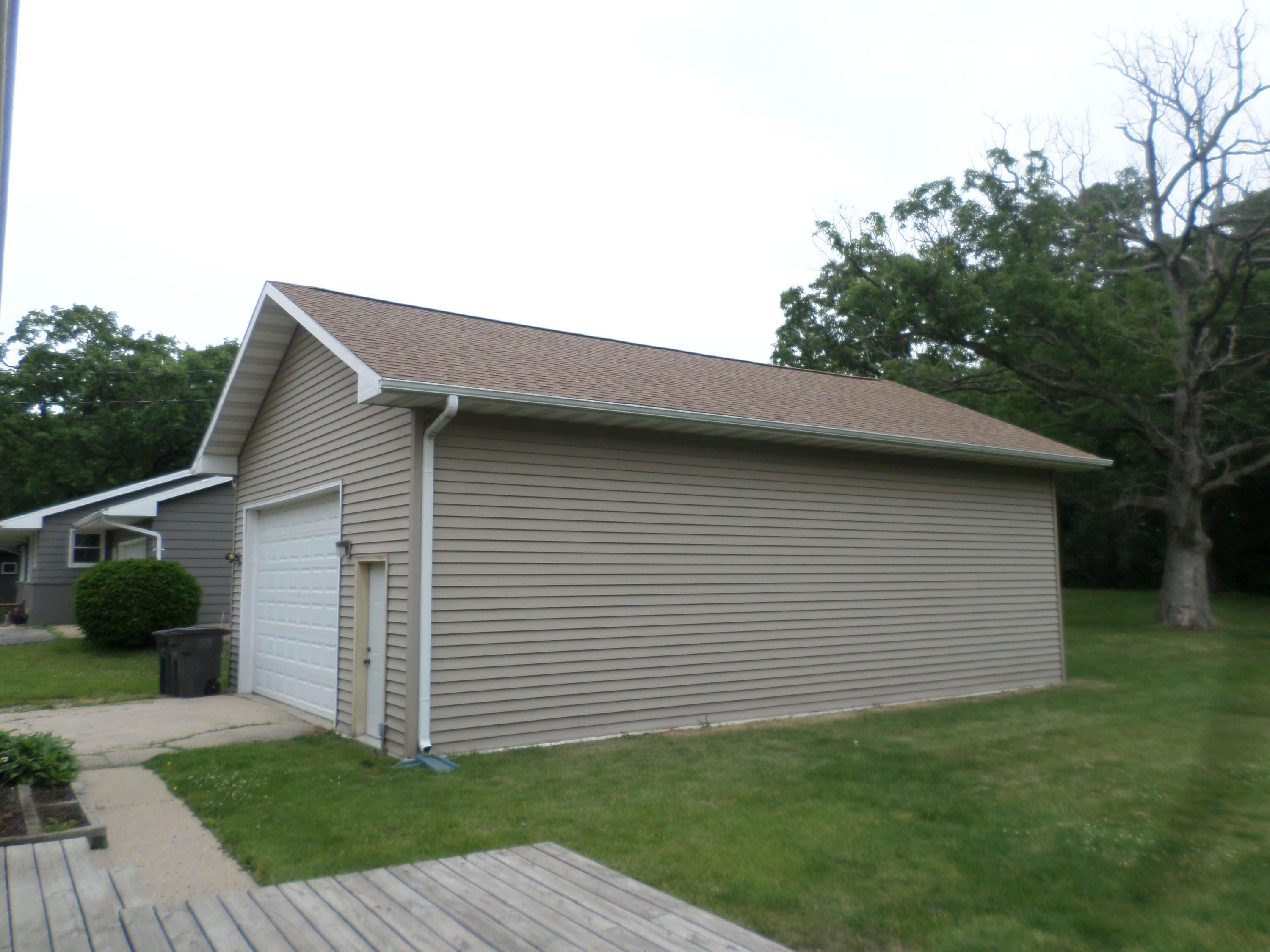 7645 128th Ave, Bristol