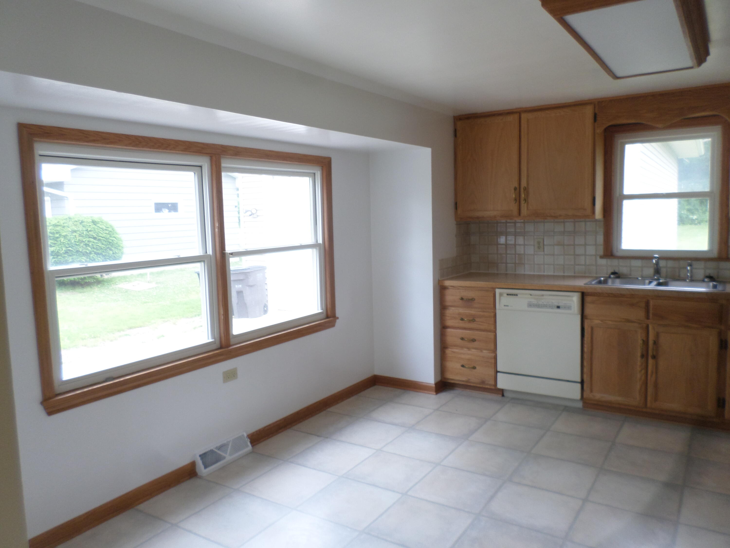 7645 128th Ave, Bristol