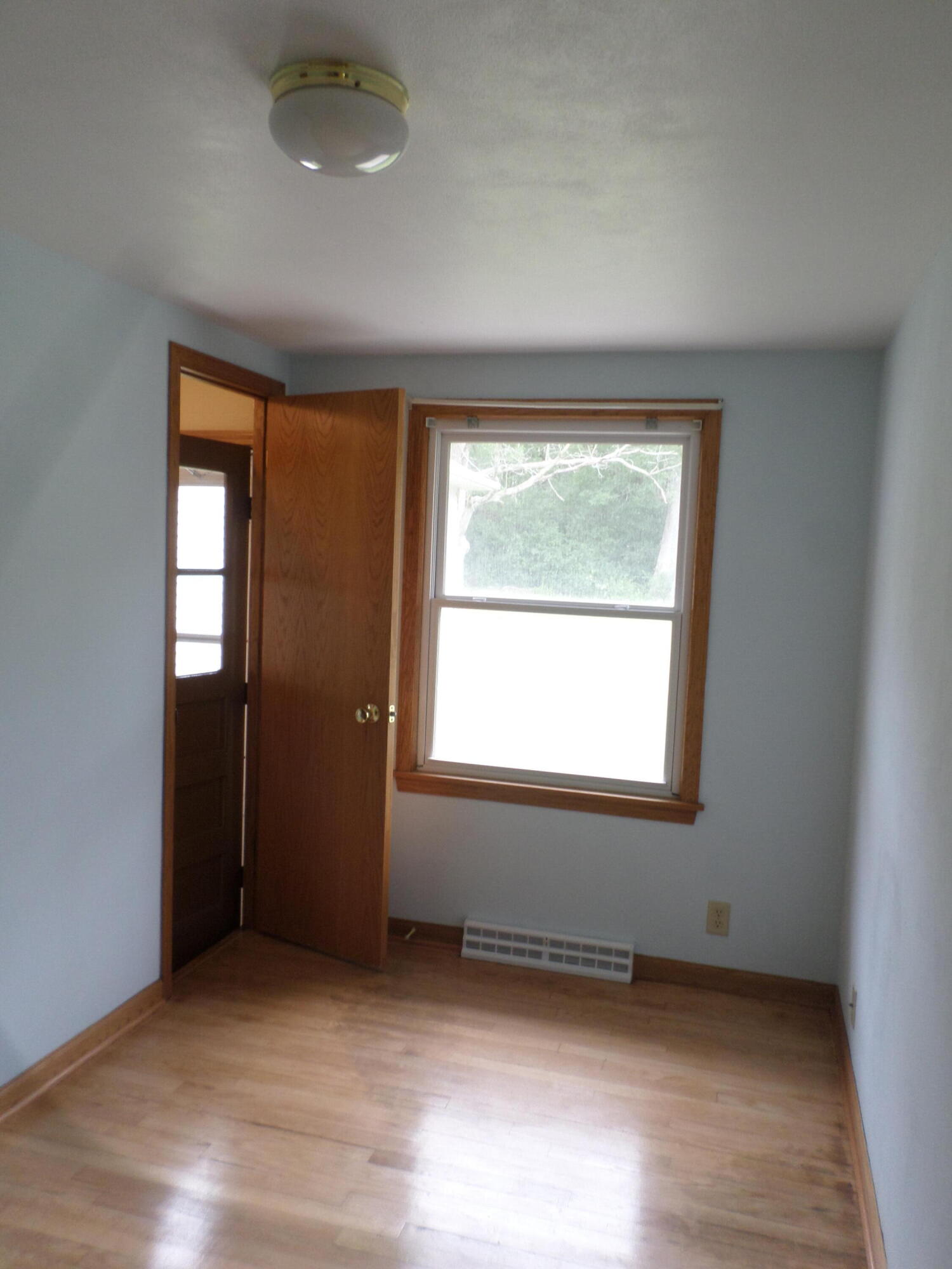 7645 128th Ave, Bristol