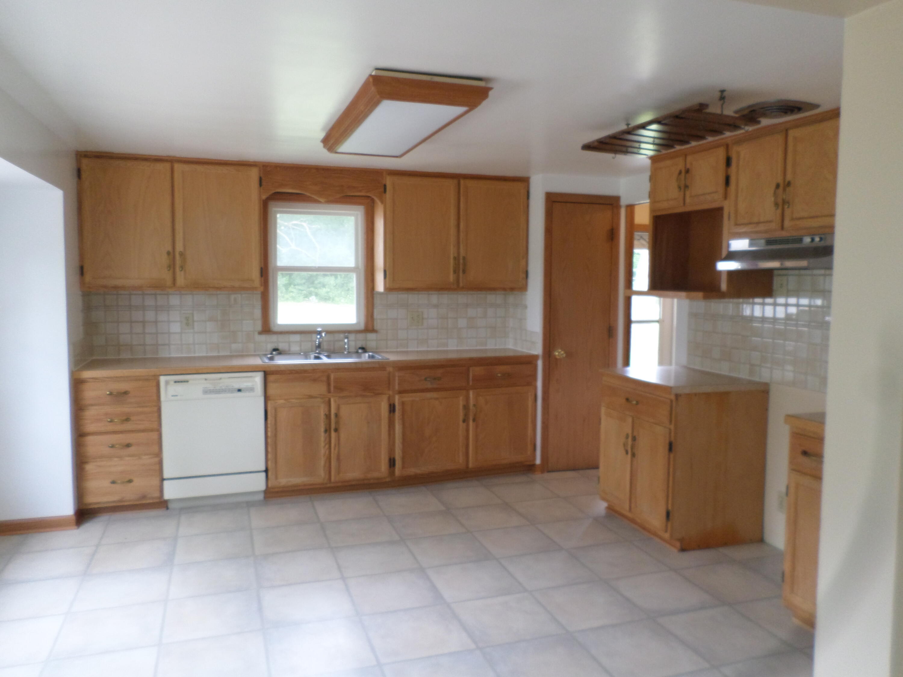 7645 128th Ave, Bristol