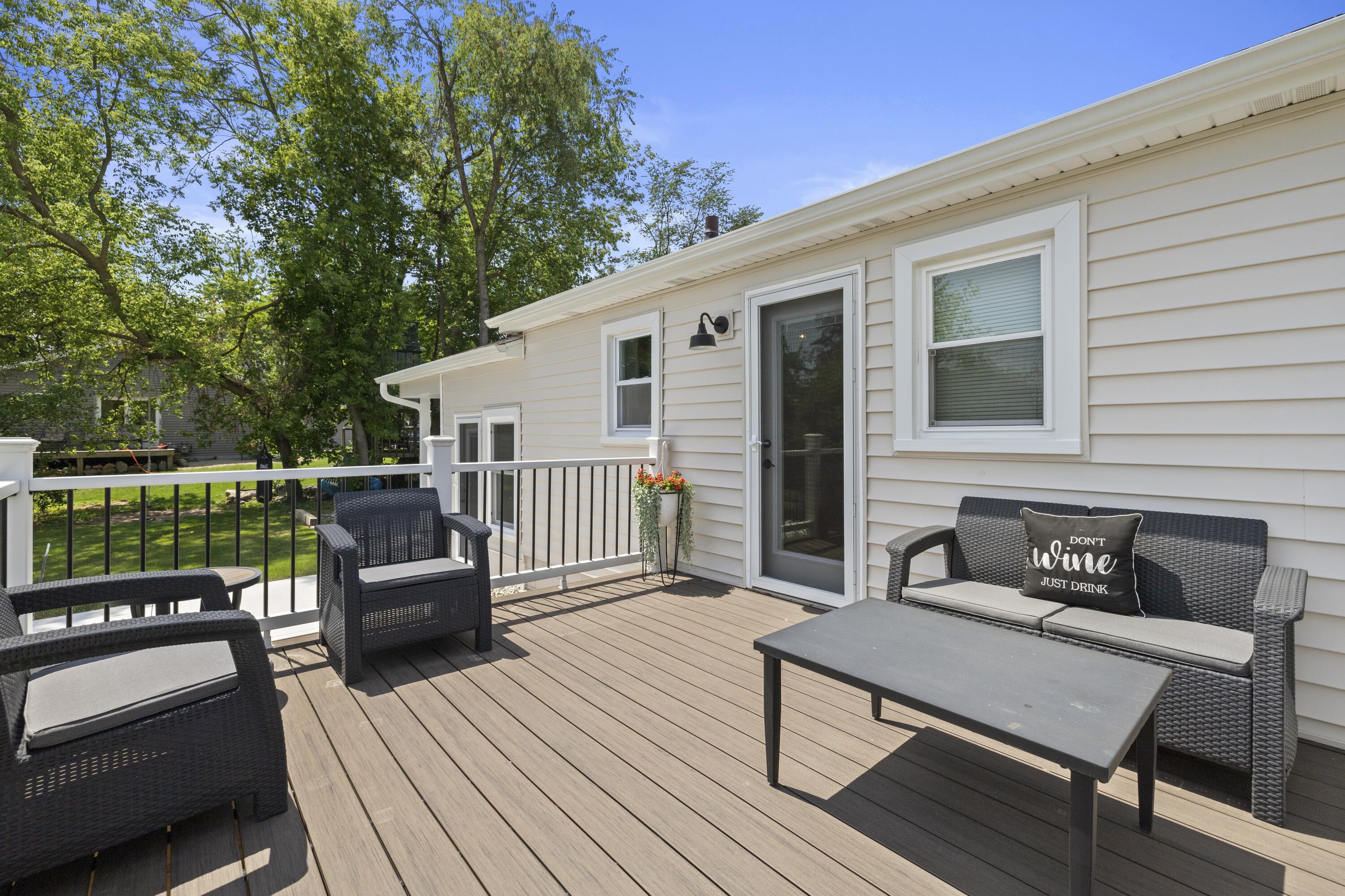 N2444 Howard Dr, Bloomfield