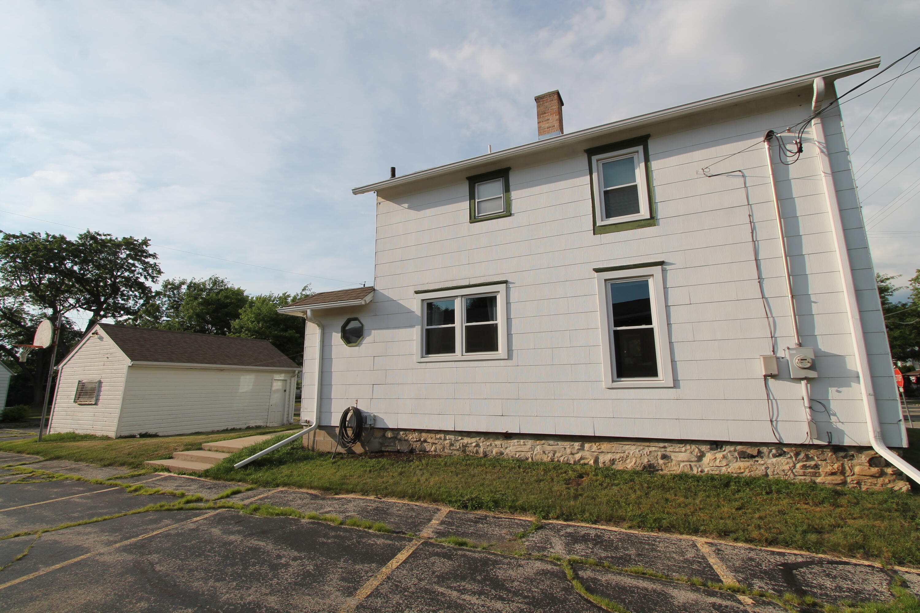 357 Amanda St, Burlington