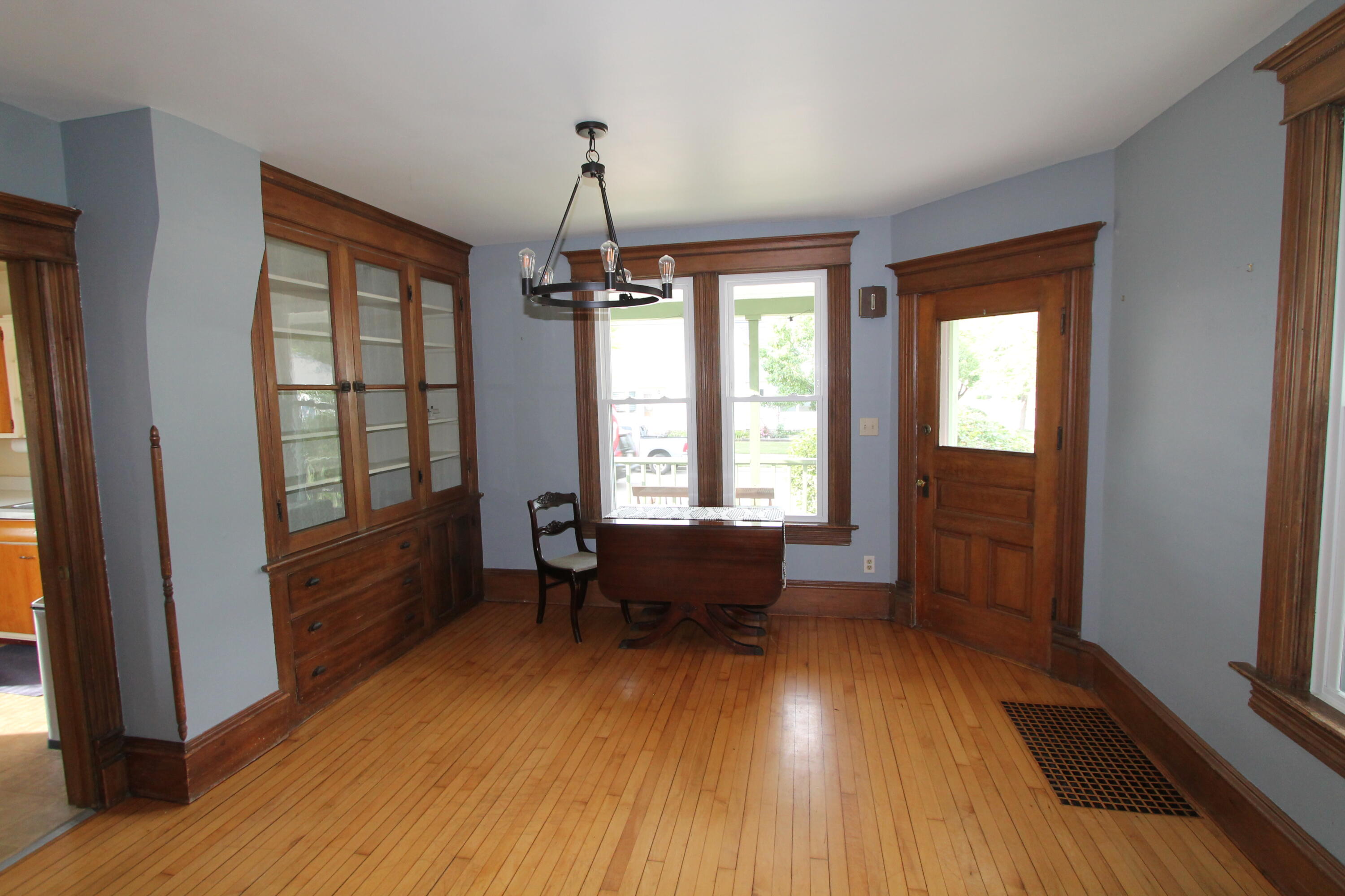 357 Amanda St, Burlington