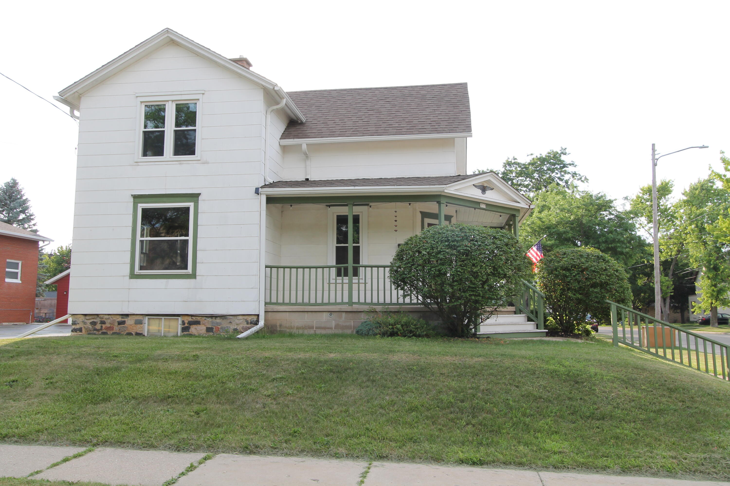 357 Amanda St, Burlington