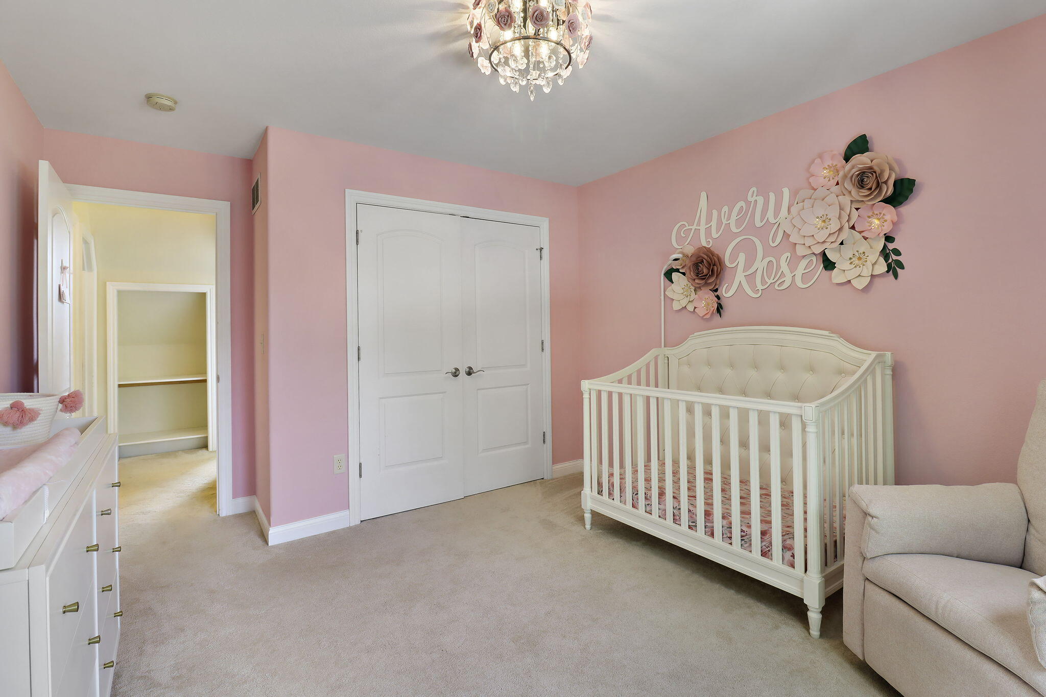 2089 Stonegate Rd, Burlington