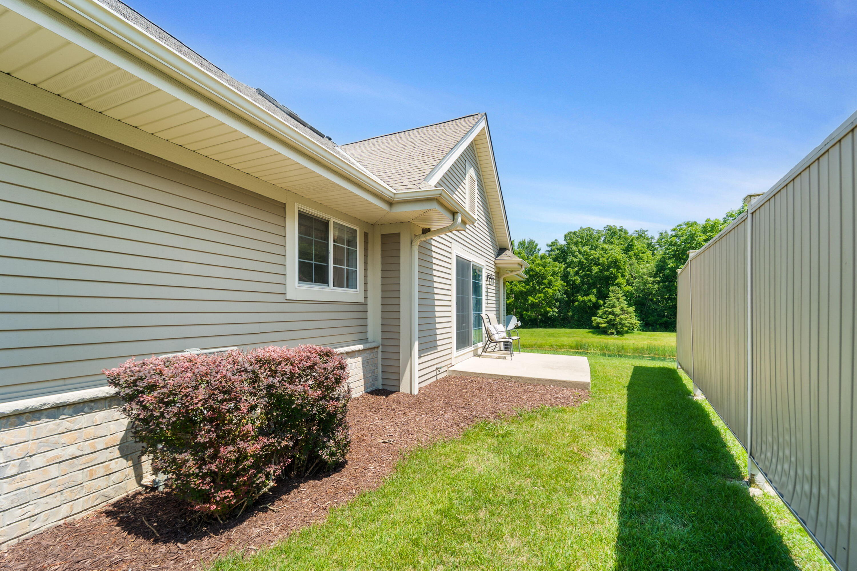 4848 S Waterview Ct, Greenfield