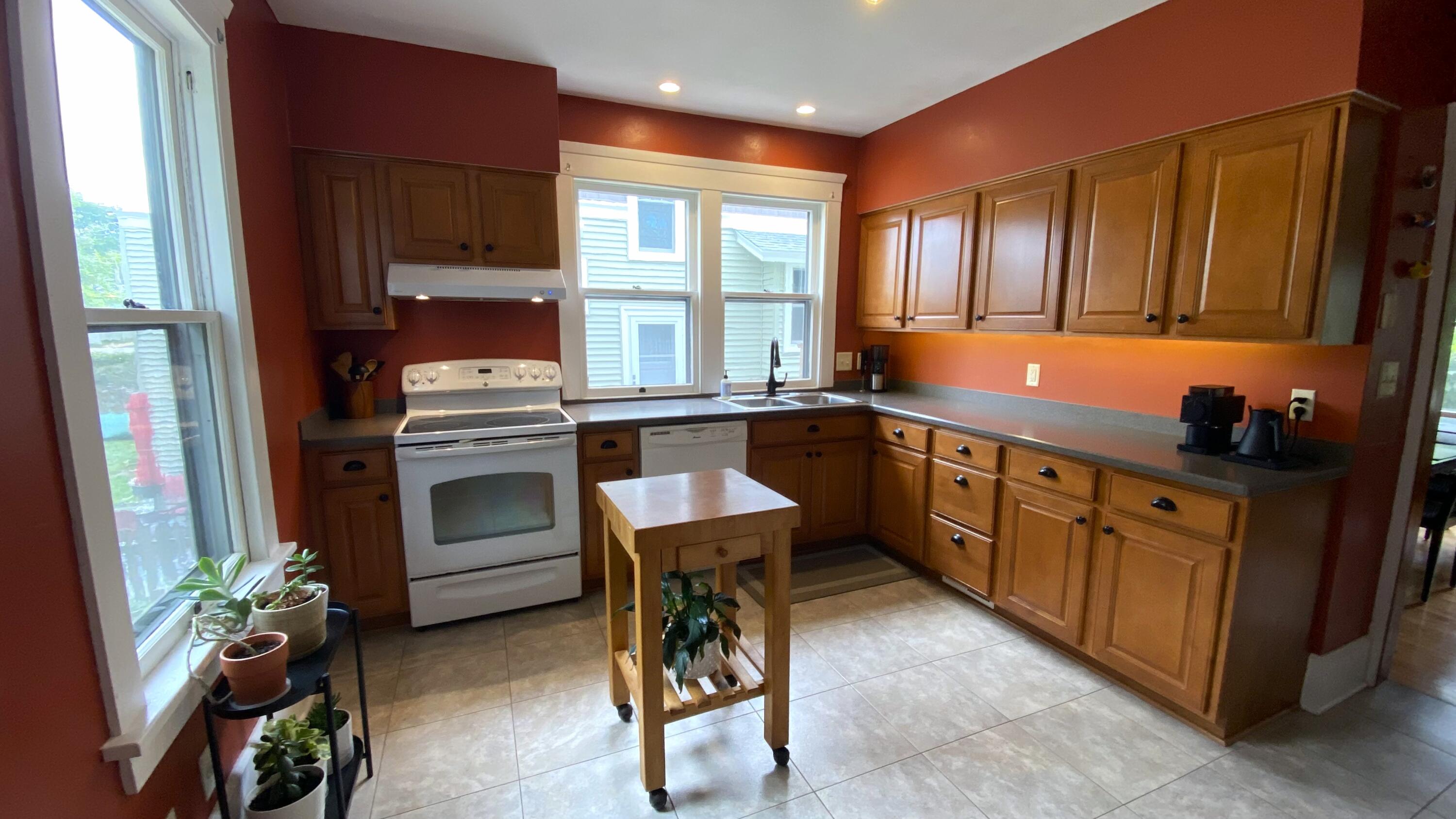 140 S Kane St
