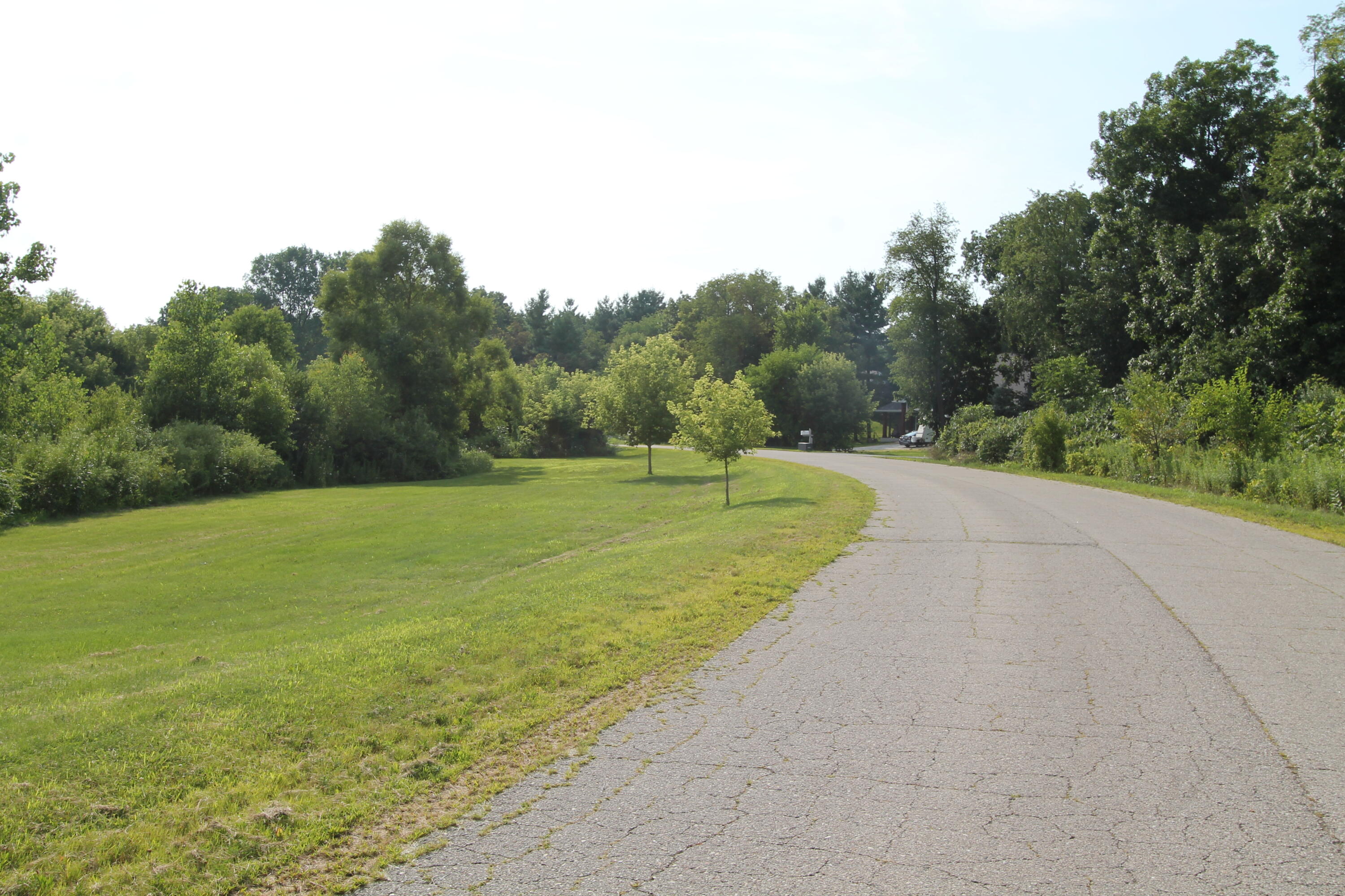6824 Horseshoe Trl, Burlington