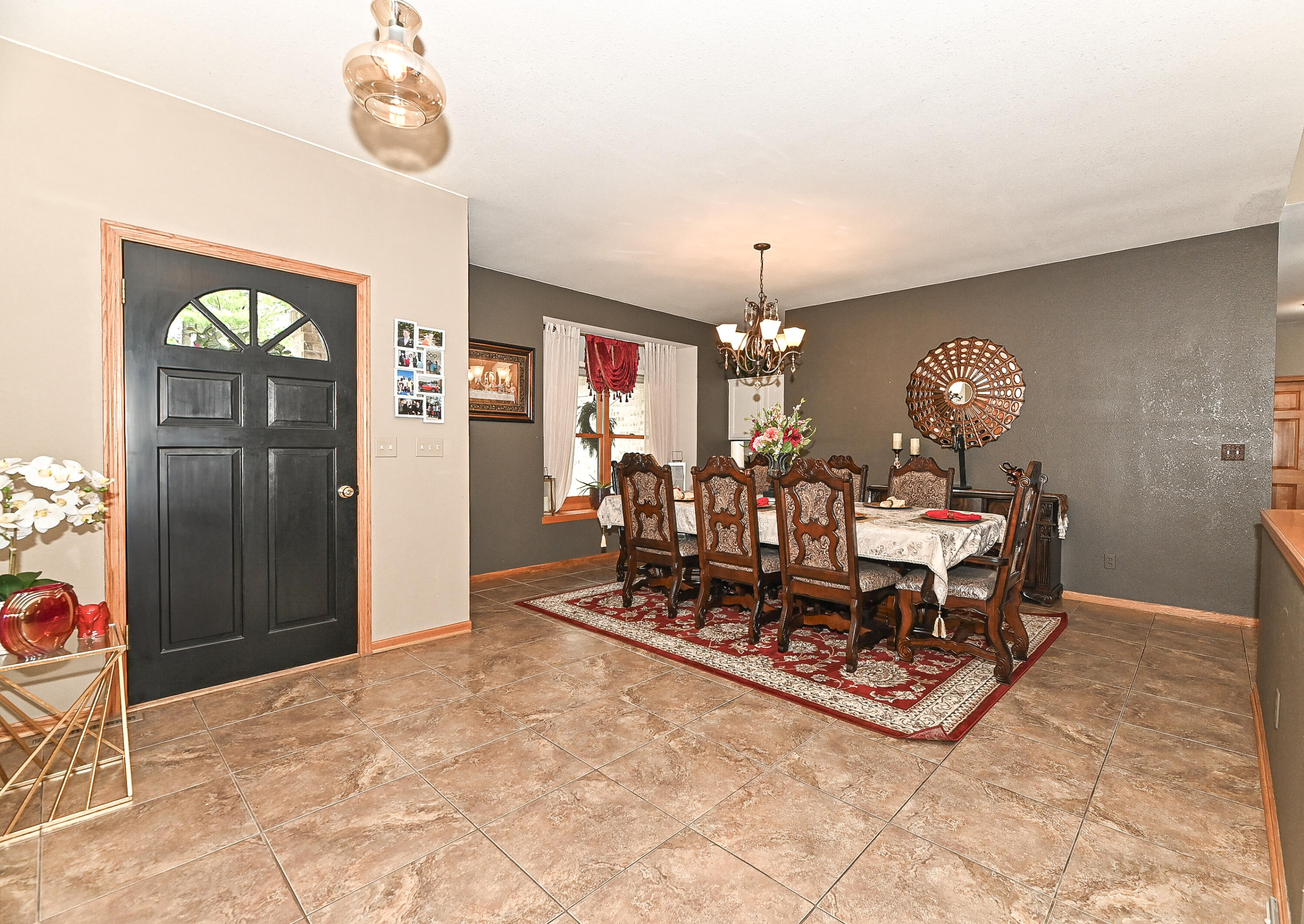 W2539 Indian Head Ln, Lafayette