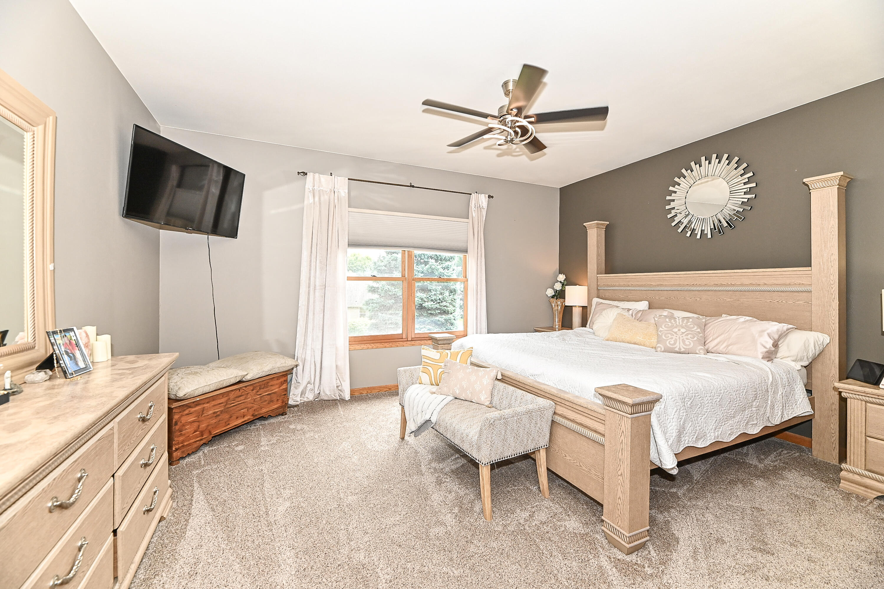 W2539 Indian Head Ln, Lafayette