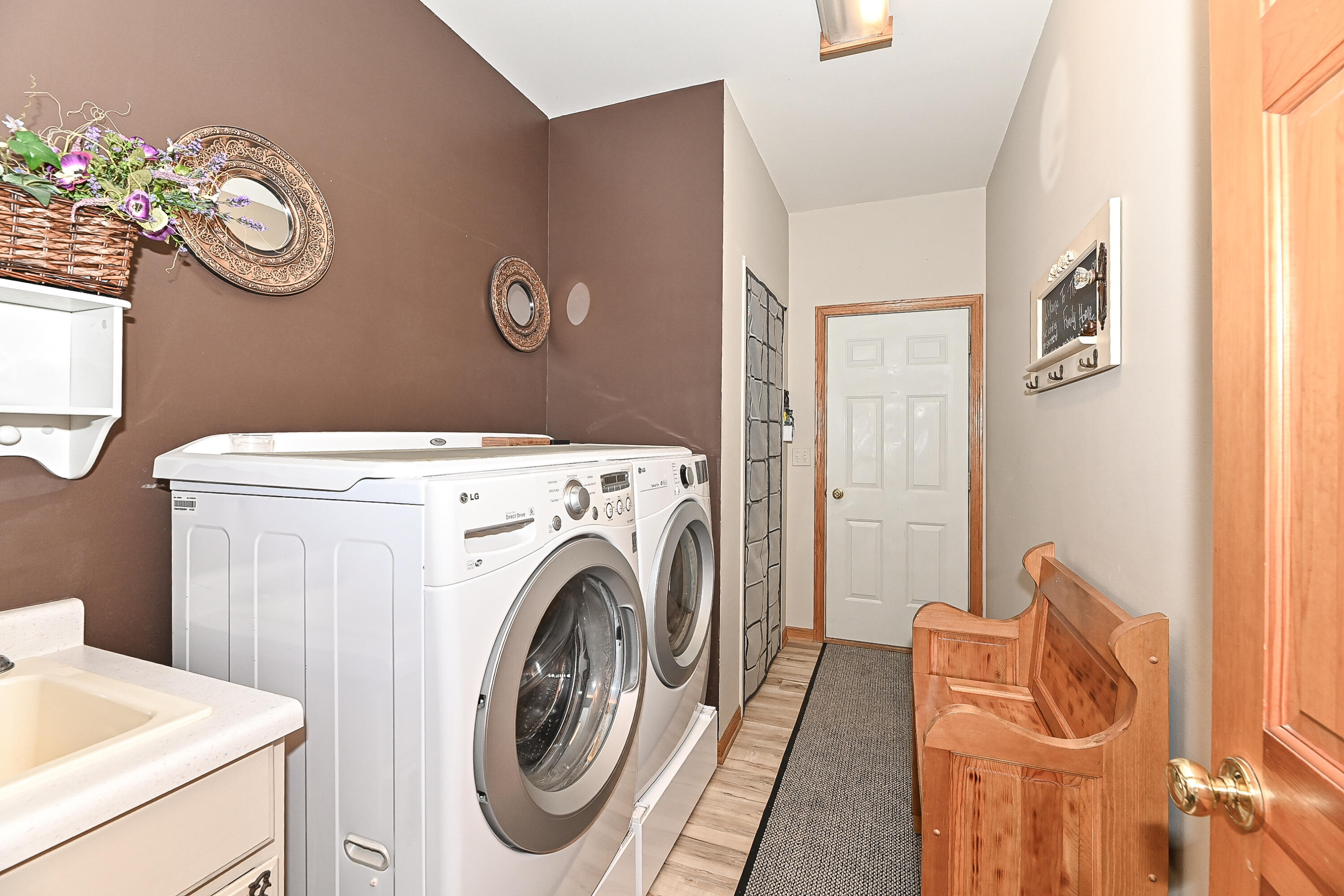 W2539 Indian Head Ln, Lafayette