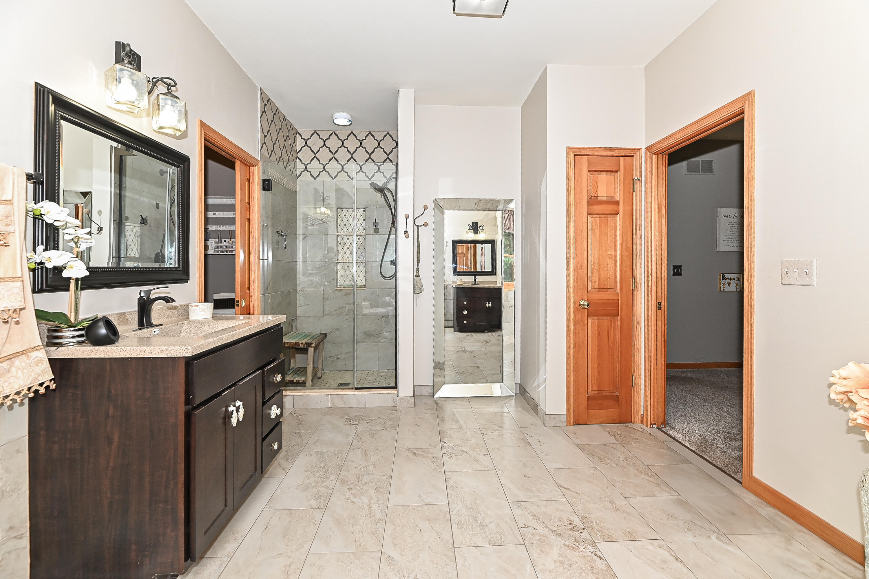W2539 Indian Head Ln, Lafayette