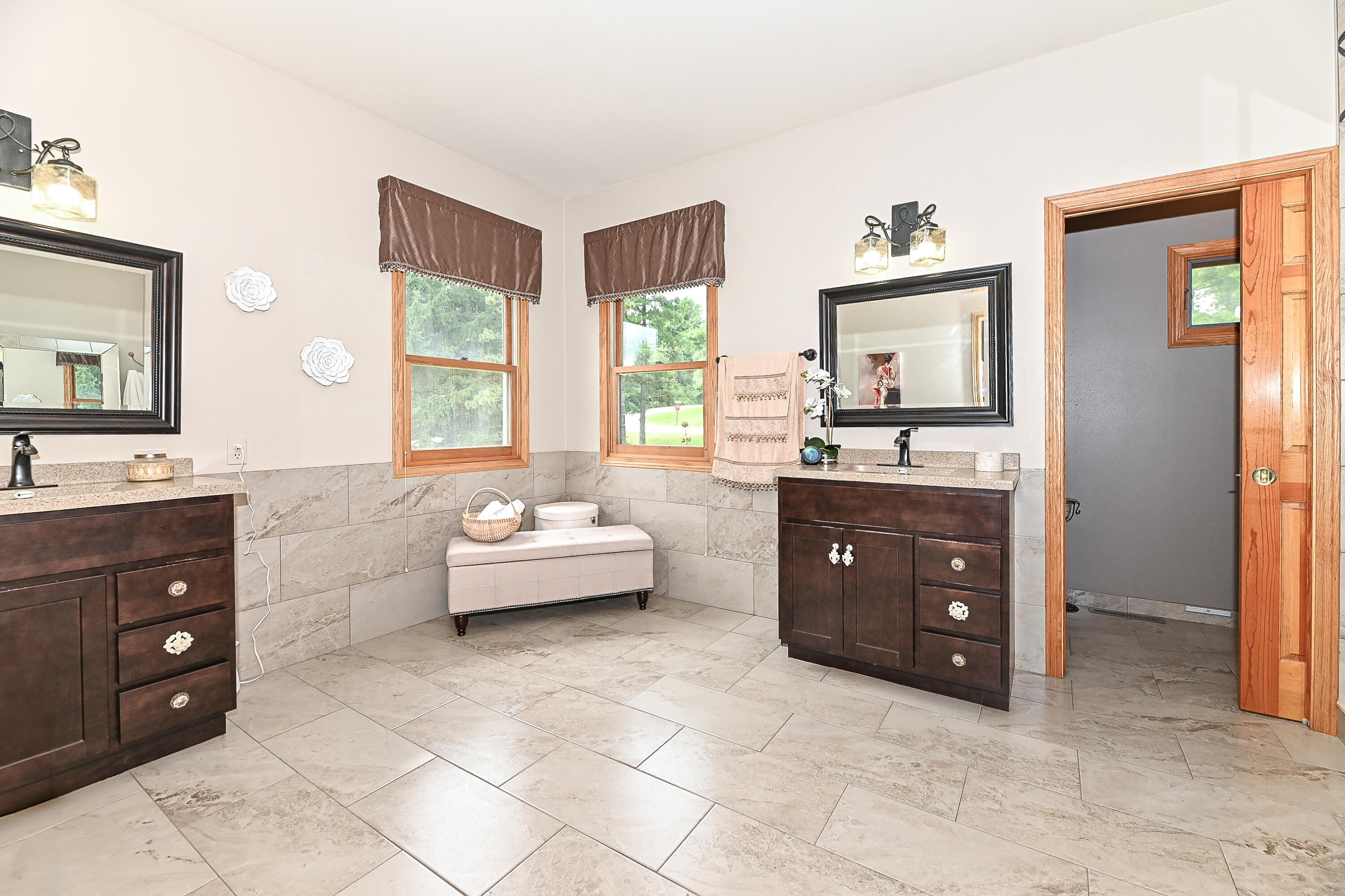 W2539 Indian Head Ln, Lafayette