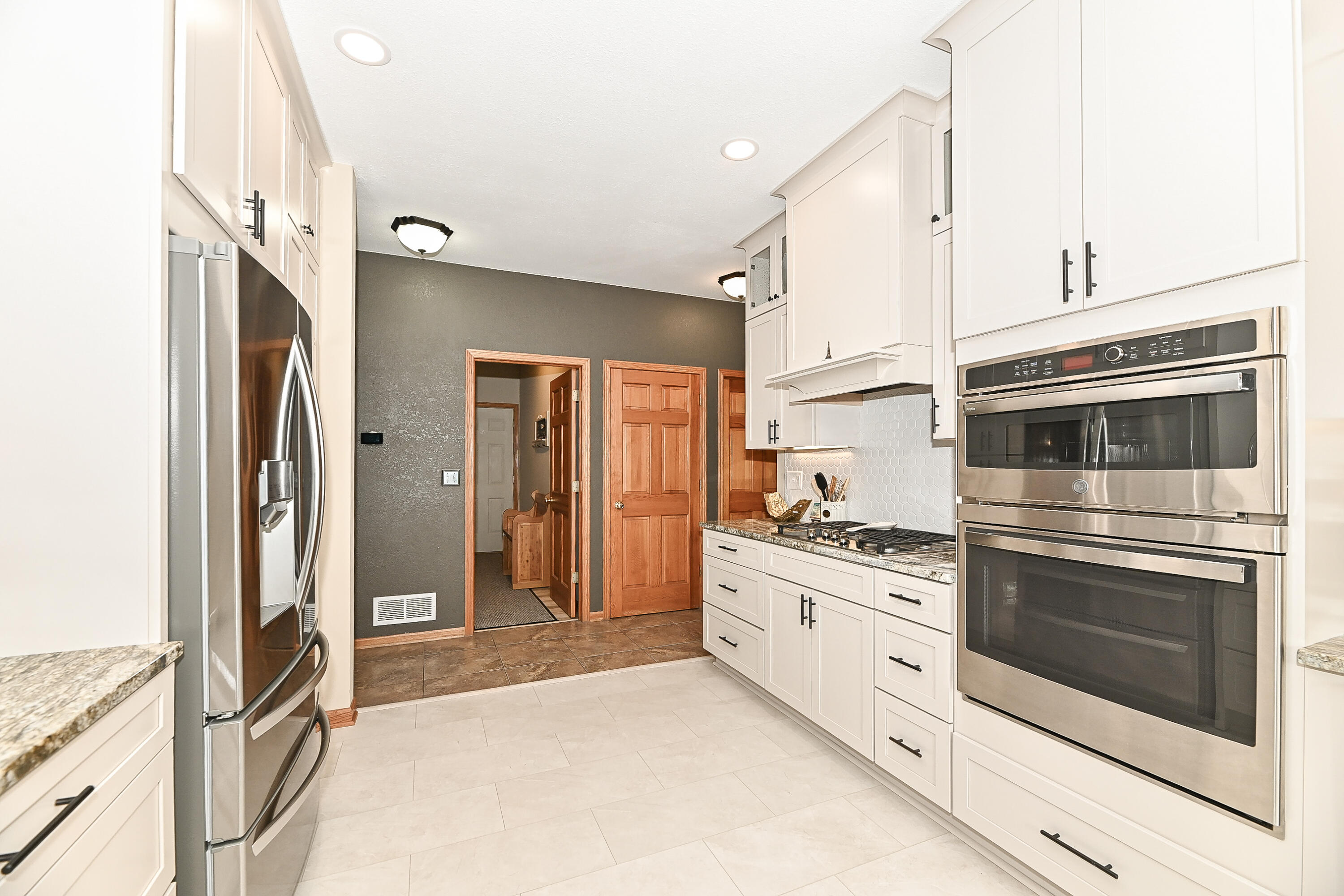 W2539 Indian Head Ln, Lafayette