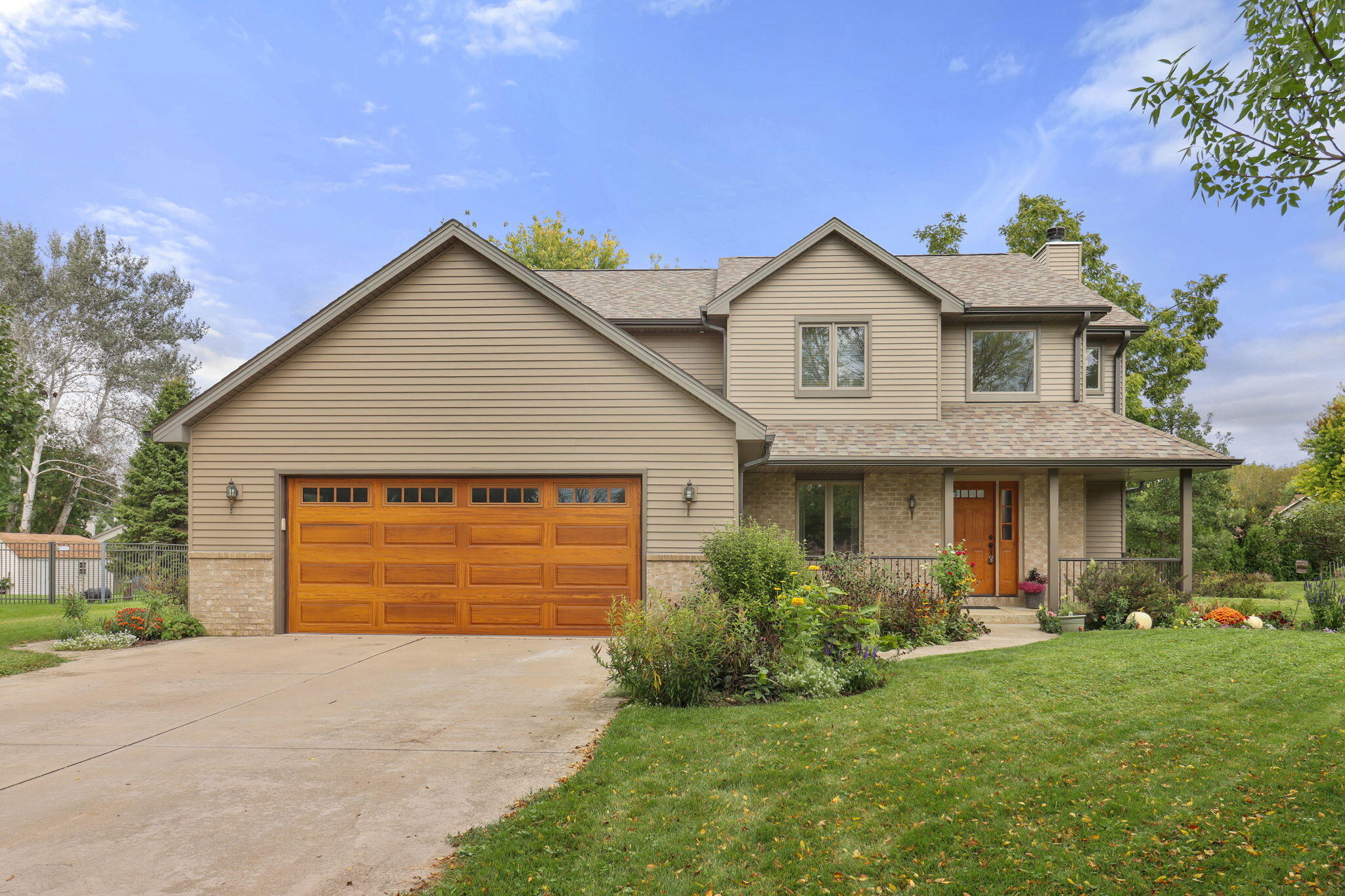 30624 Cedar Dr, Burlington
