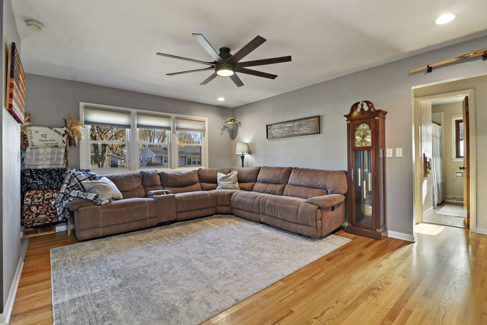 241 N Kendrick Ave, Burlington