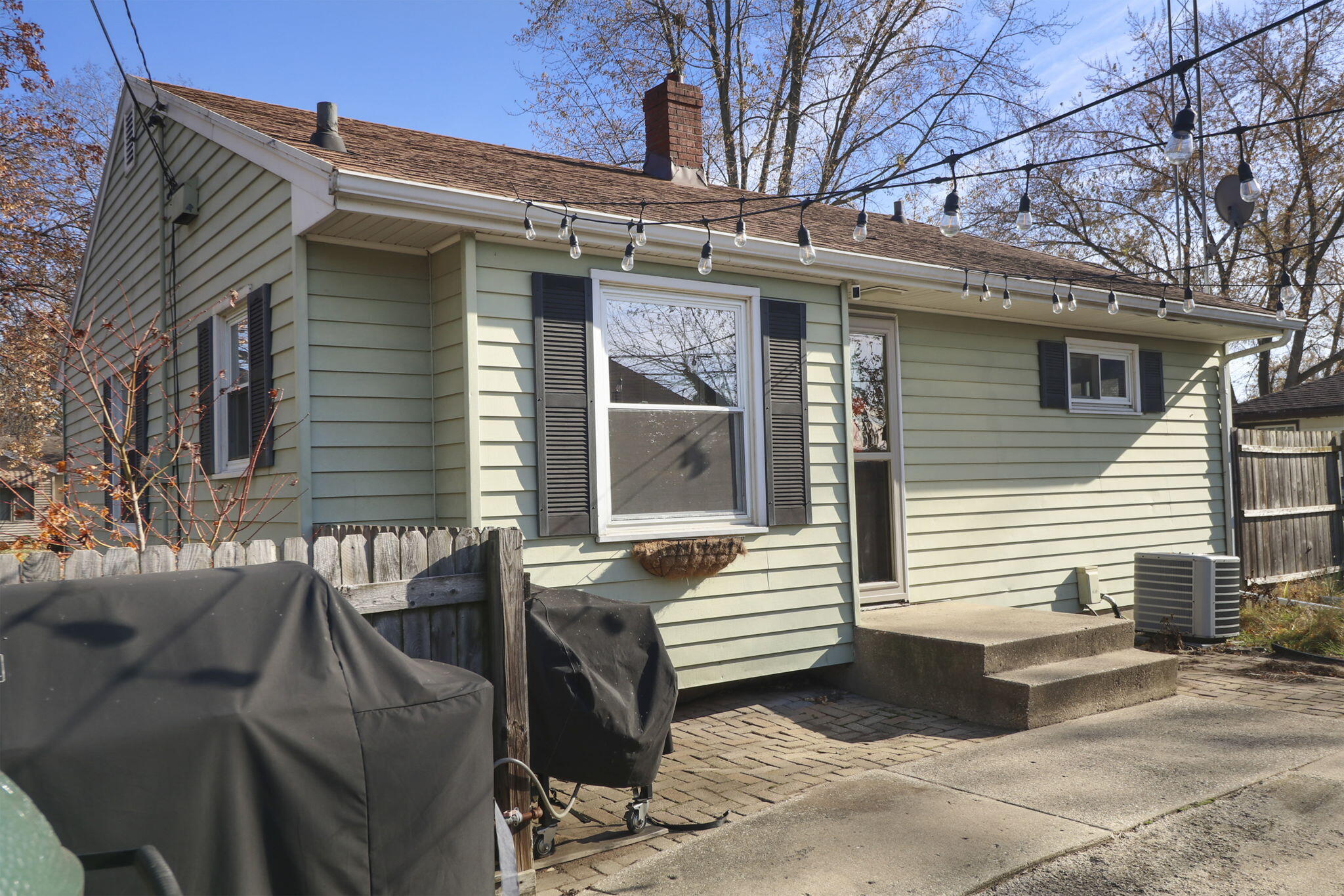 241 N Kendrick Ave, Burlington