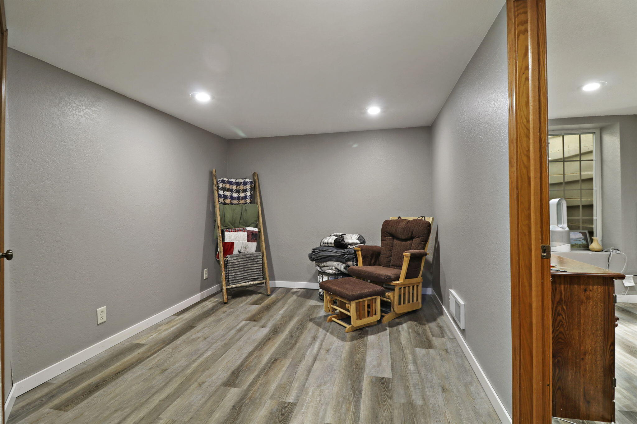 241 N Kendrick Ave, Burlington