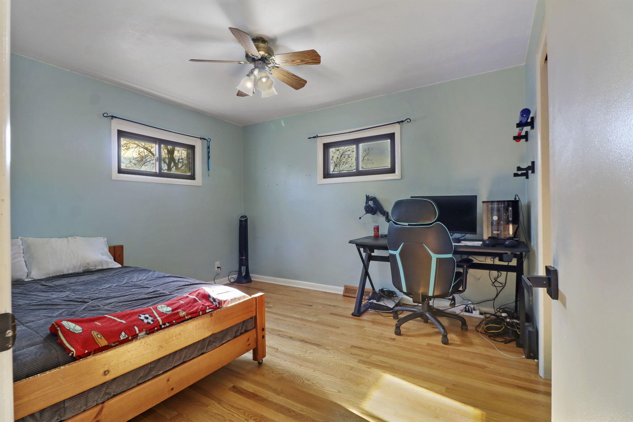 241 N Kendrick Ave, Burlington