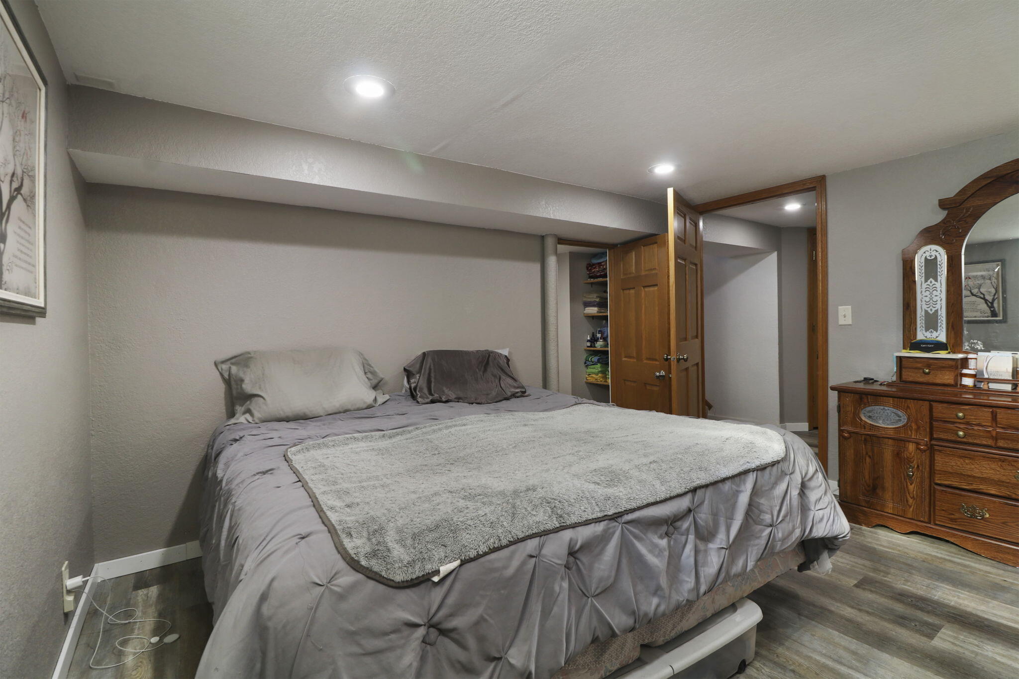 241 N Kendrick Ave, Burlington