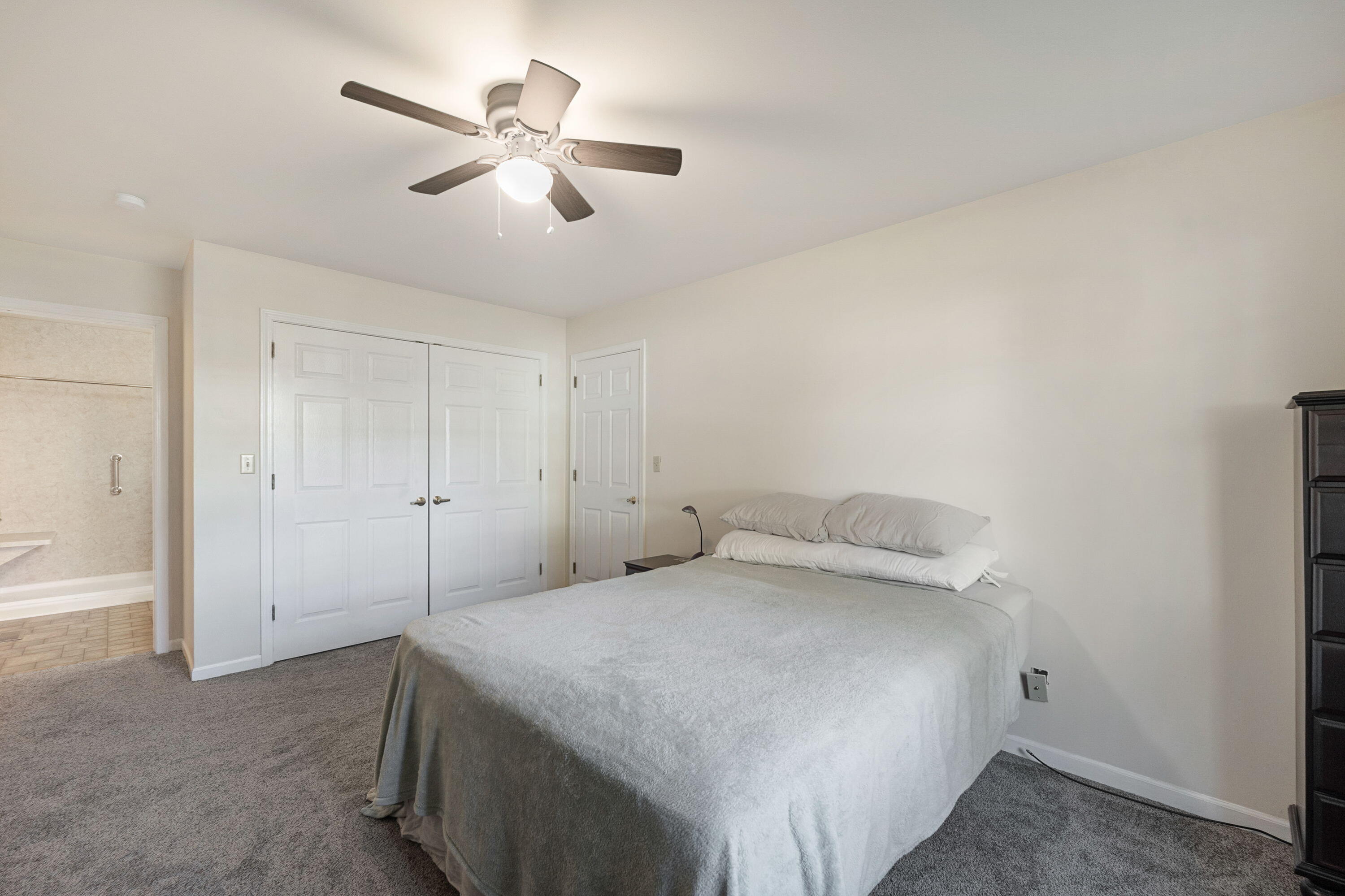 407 E 3rd Ave, 2, Elkhorn
