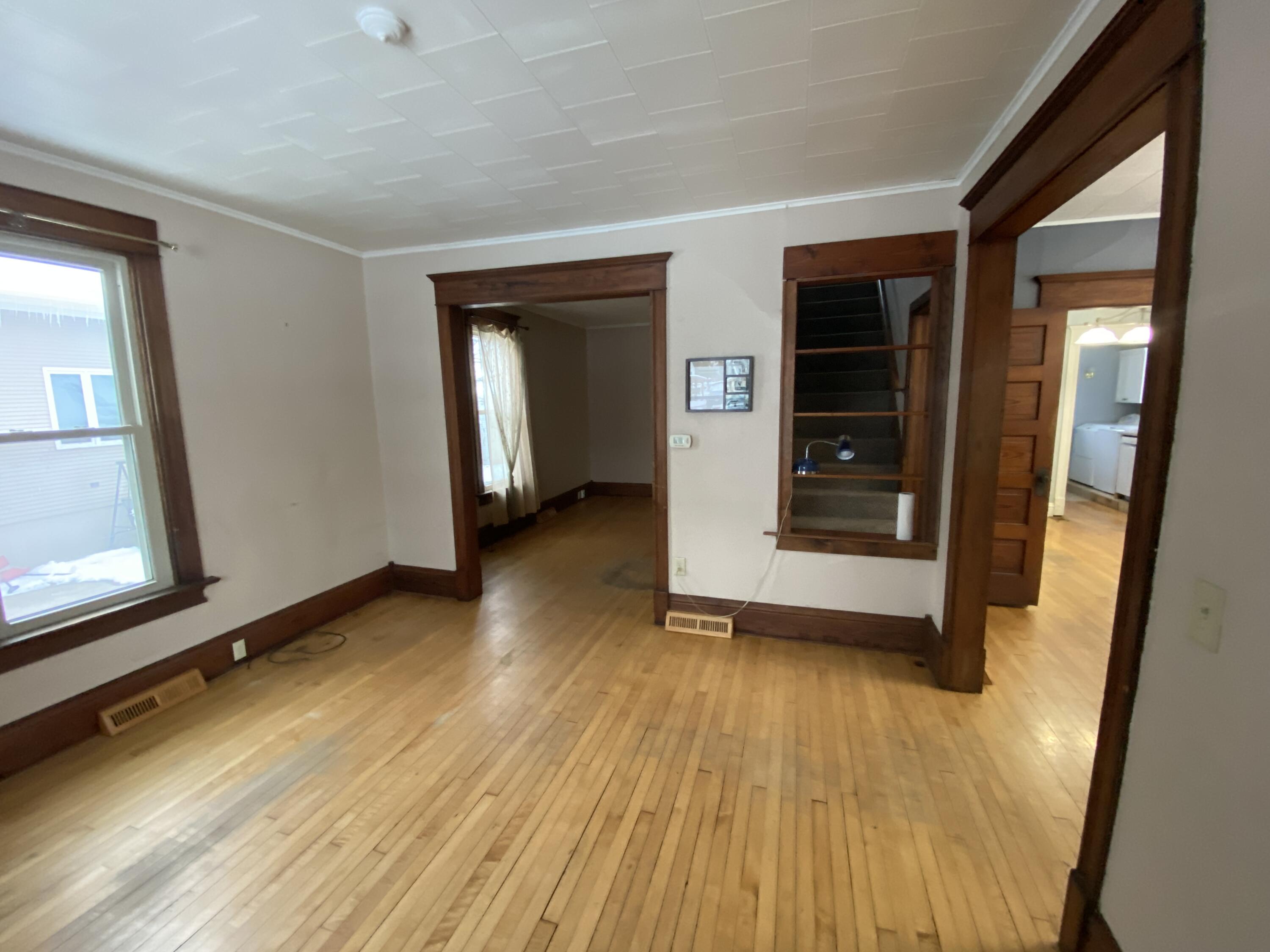 441 Hawthorn St, Burlington