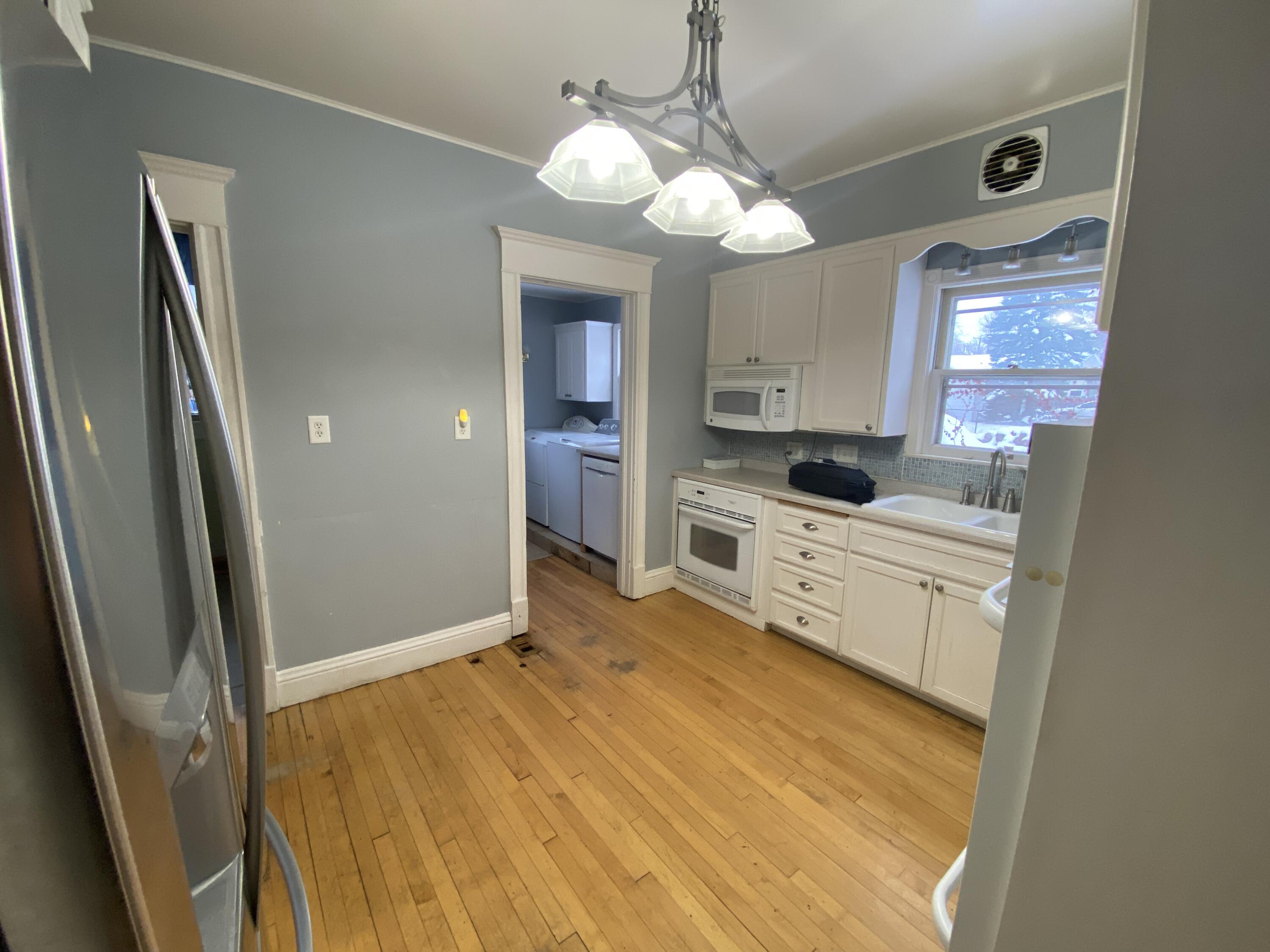 441 Hawthorn St, Burlington
