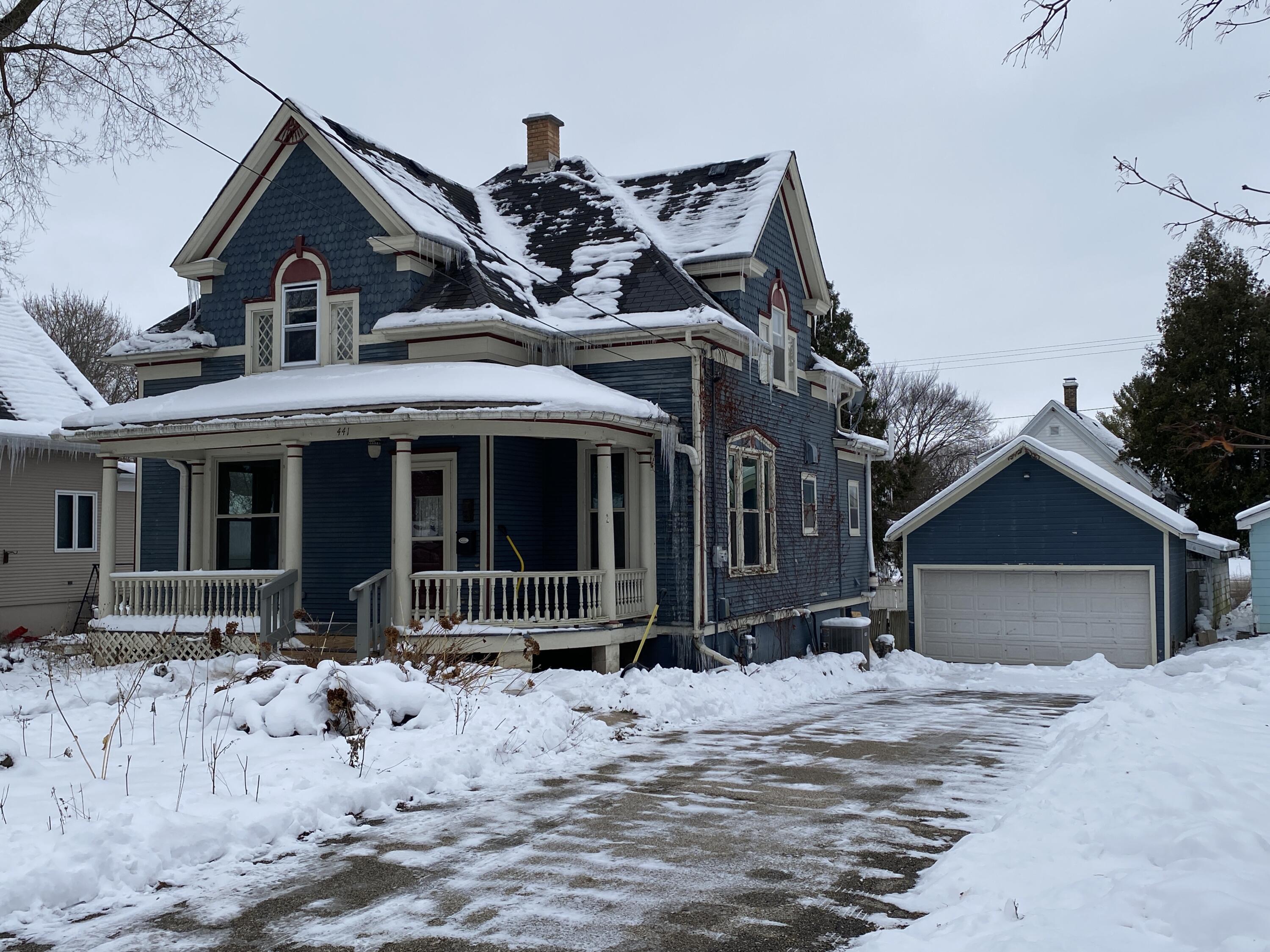 441 Hawthorn St, Burlington