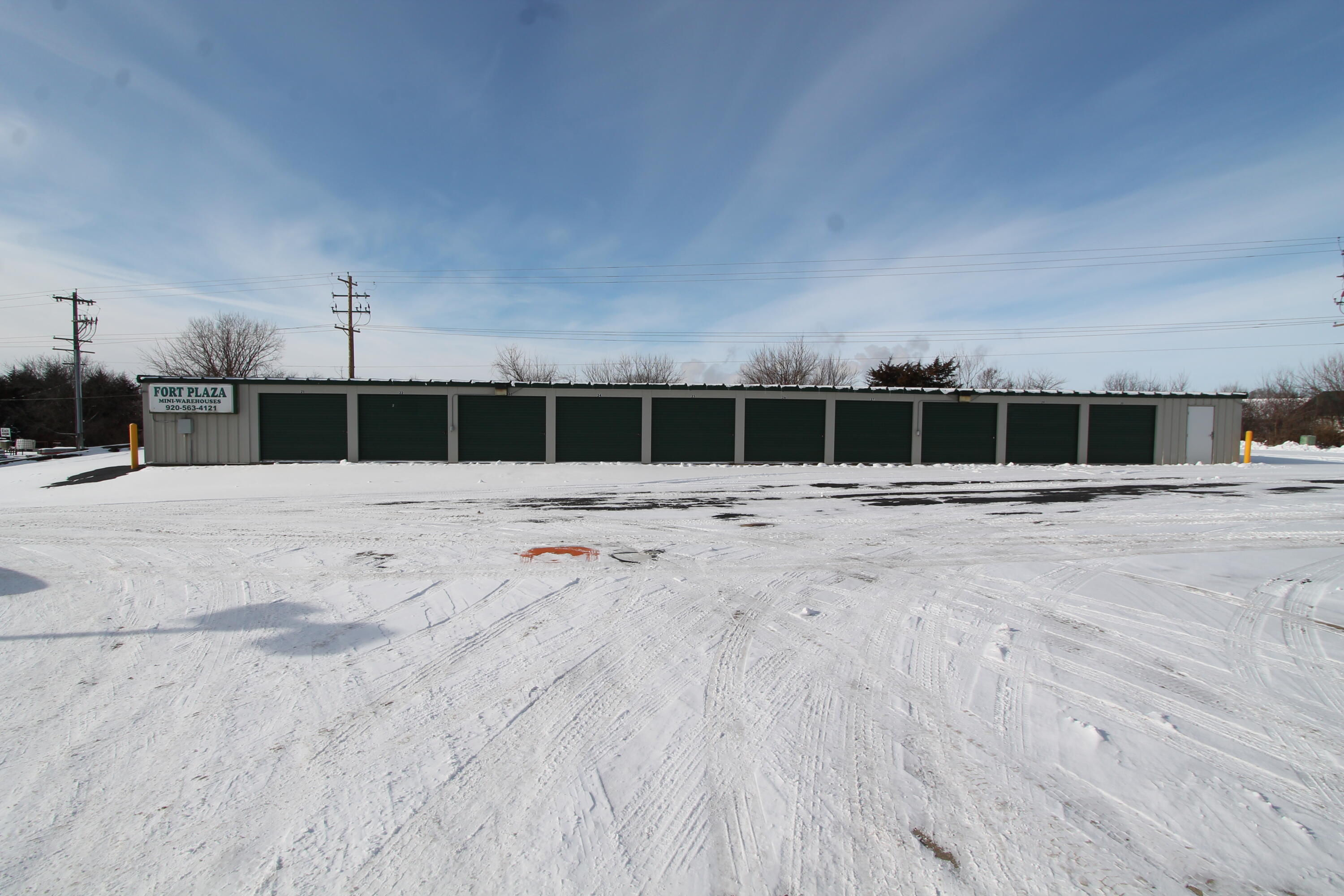 1220 Janesville Ave, 400-600, Fort Atkinson