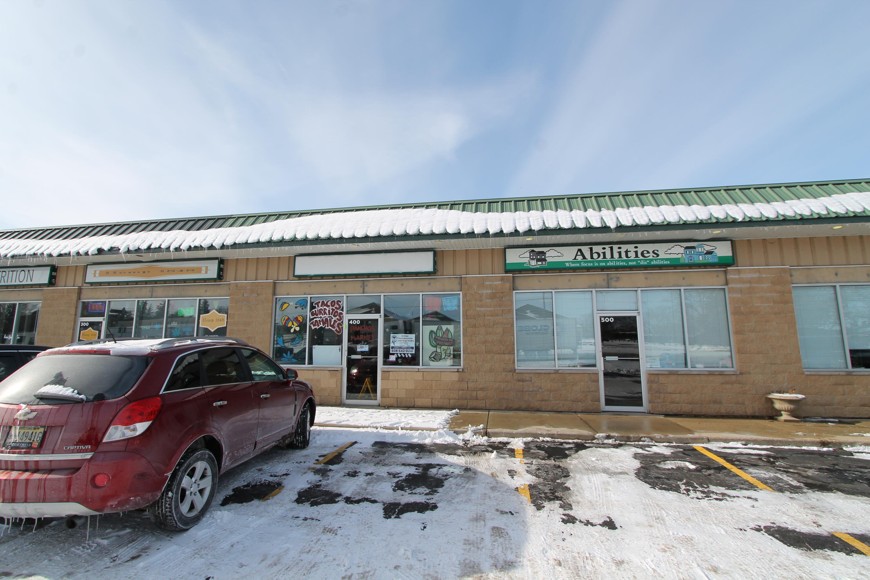1220 Janesville Ave, 400-600, Fort Atkinson