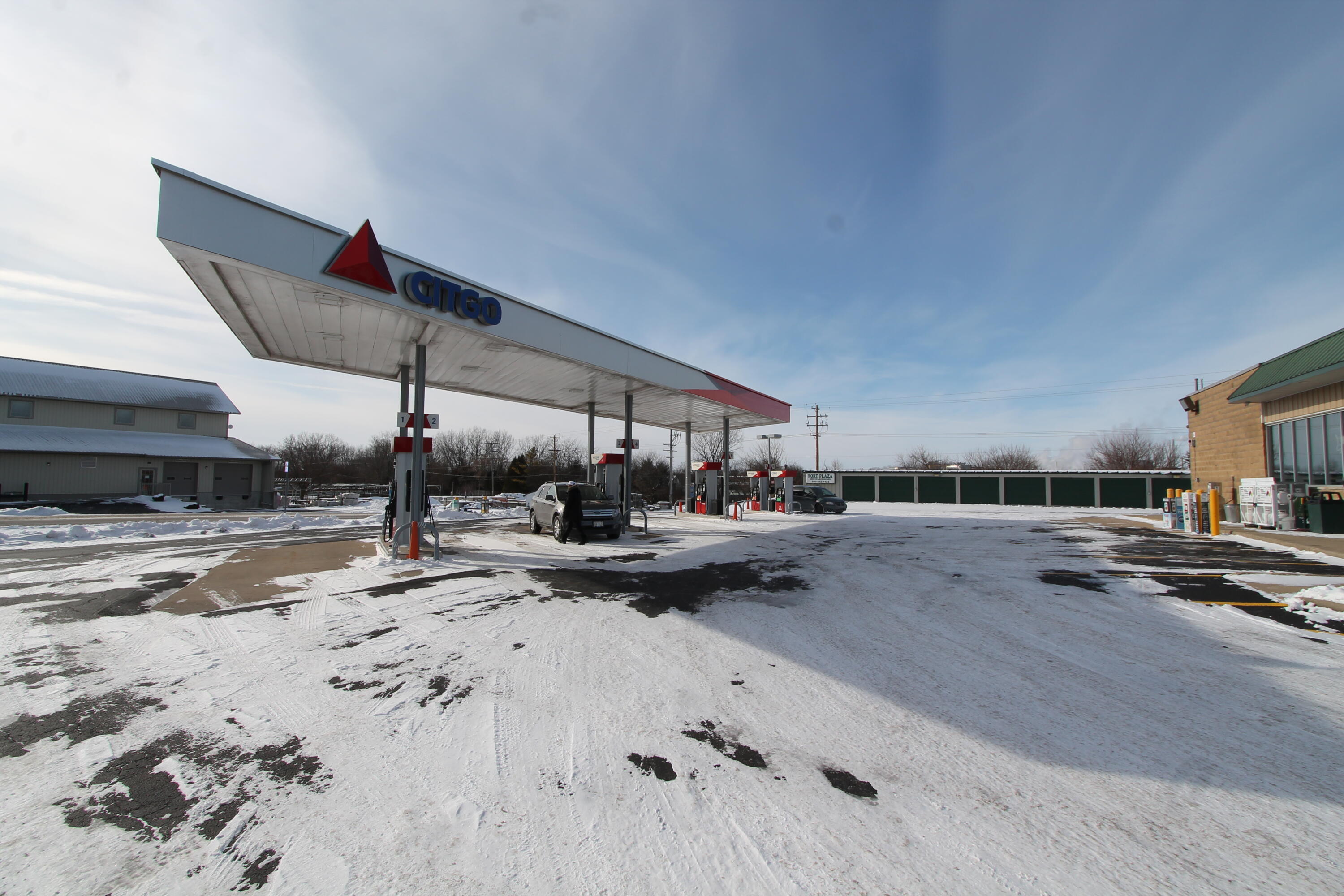 1220 Janesville Ave, 400-600, Fort Atkinson