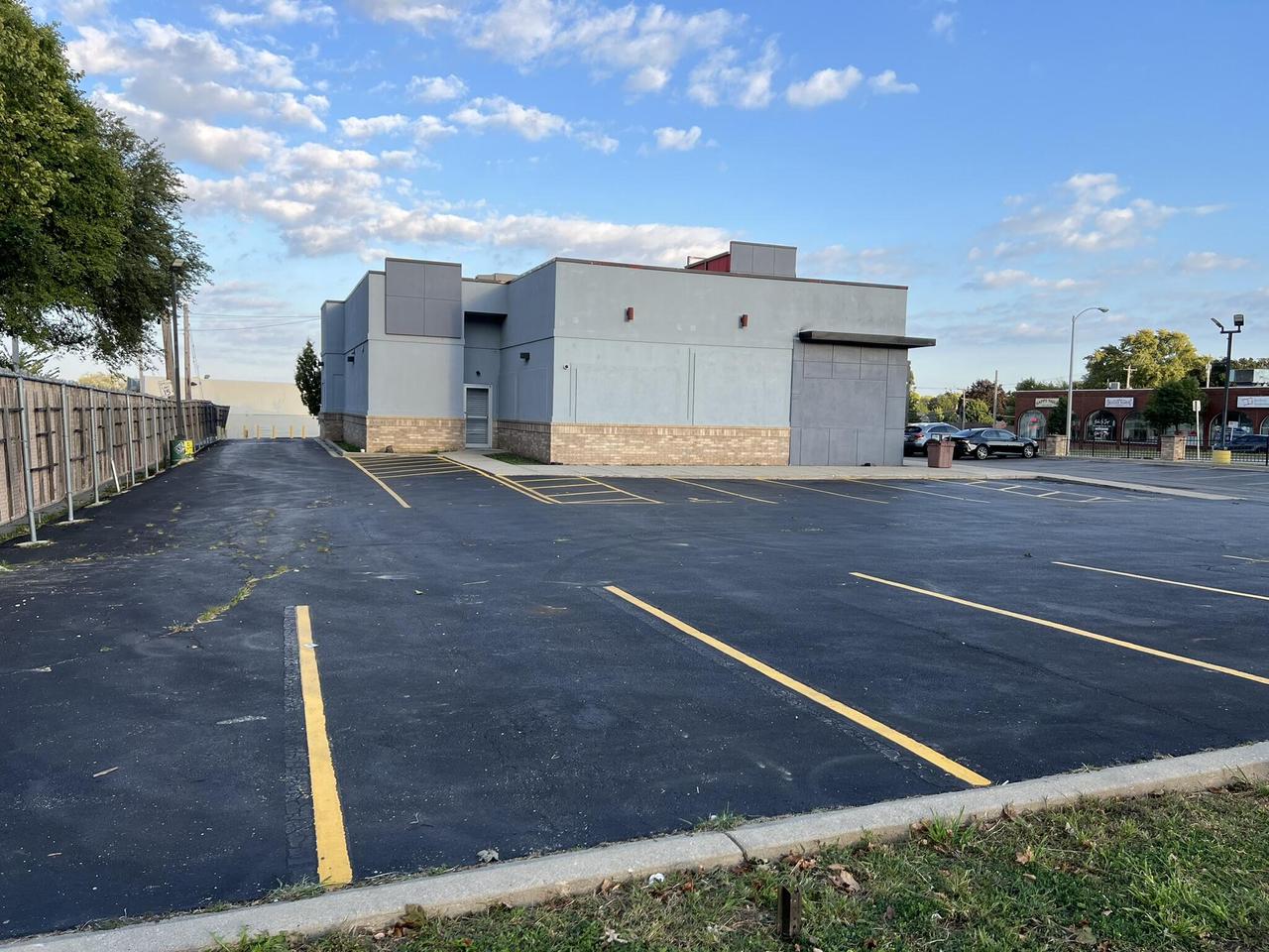 7822 W Capitol DRIVE 1