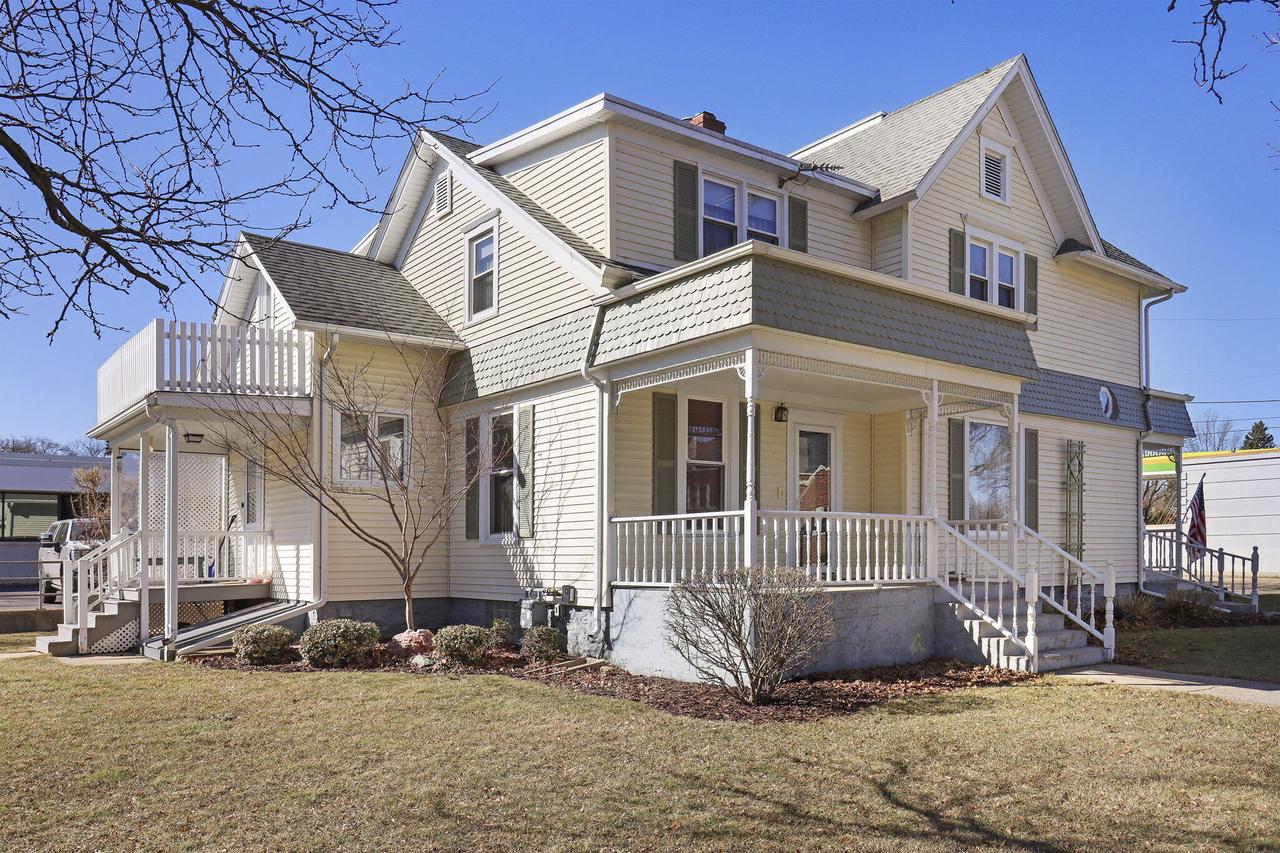 149 W Washington STREET