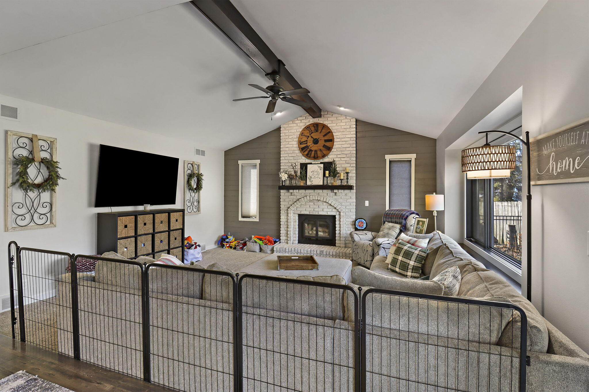 1212 Laurel Ln, Dover