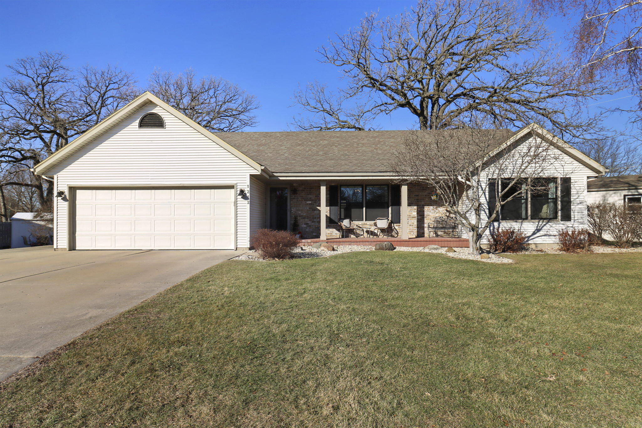 1212 Laurel Ln, Dover