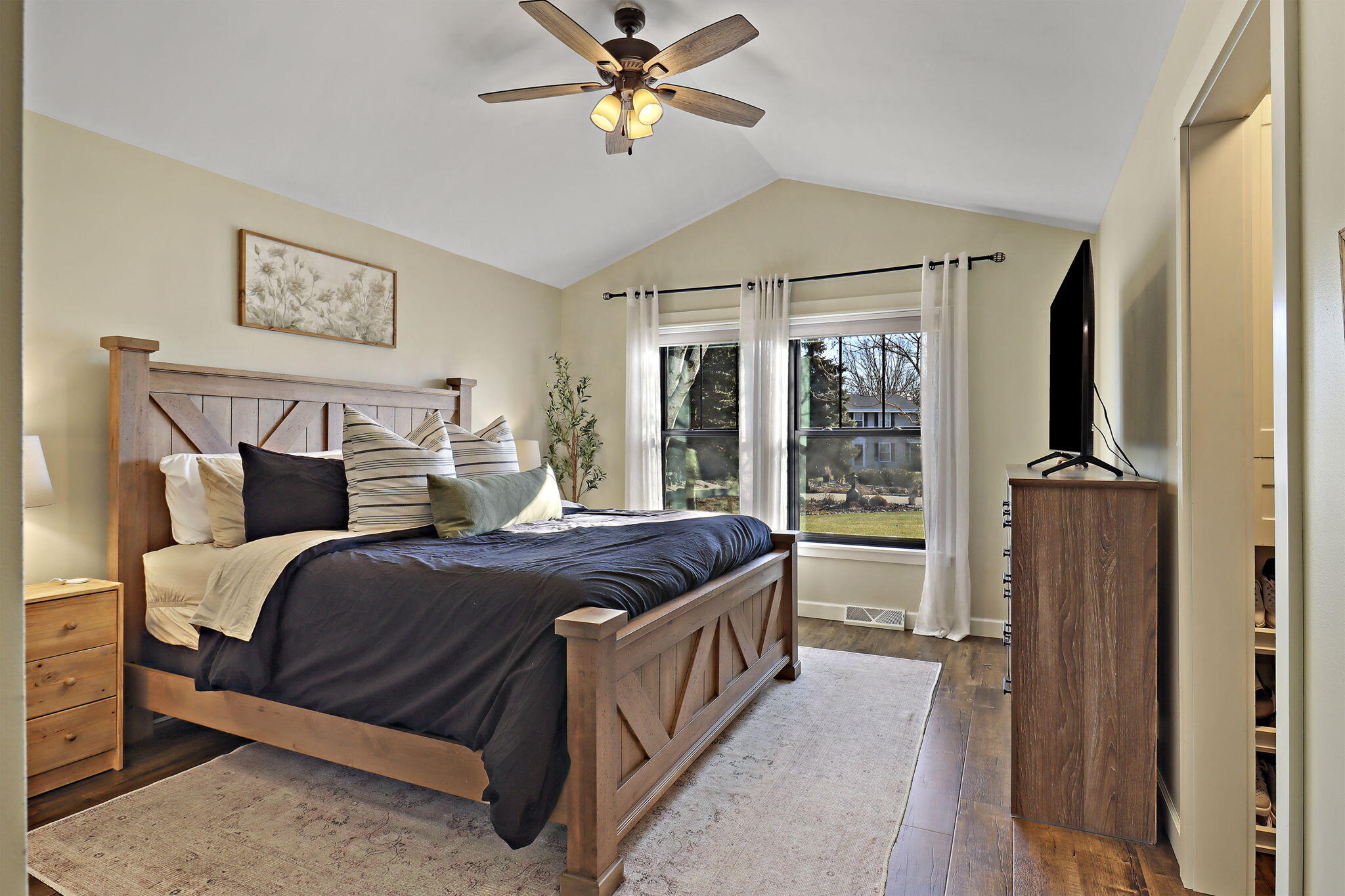 1212 Laurel Ln, Dover