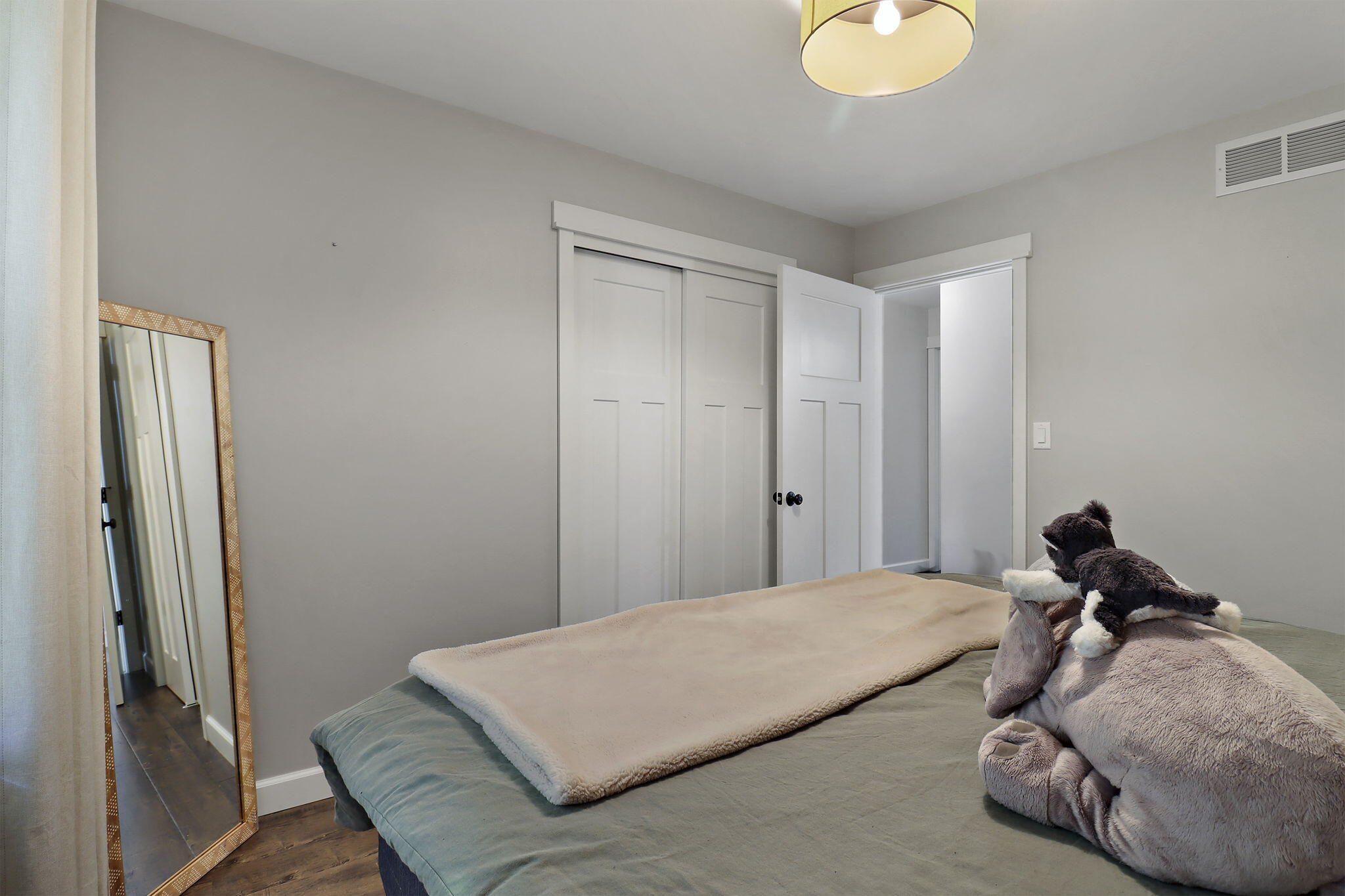 1212 Laurel Ln, Dover