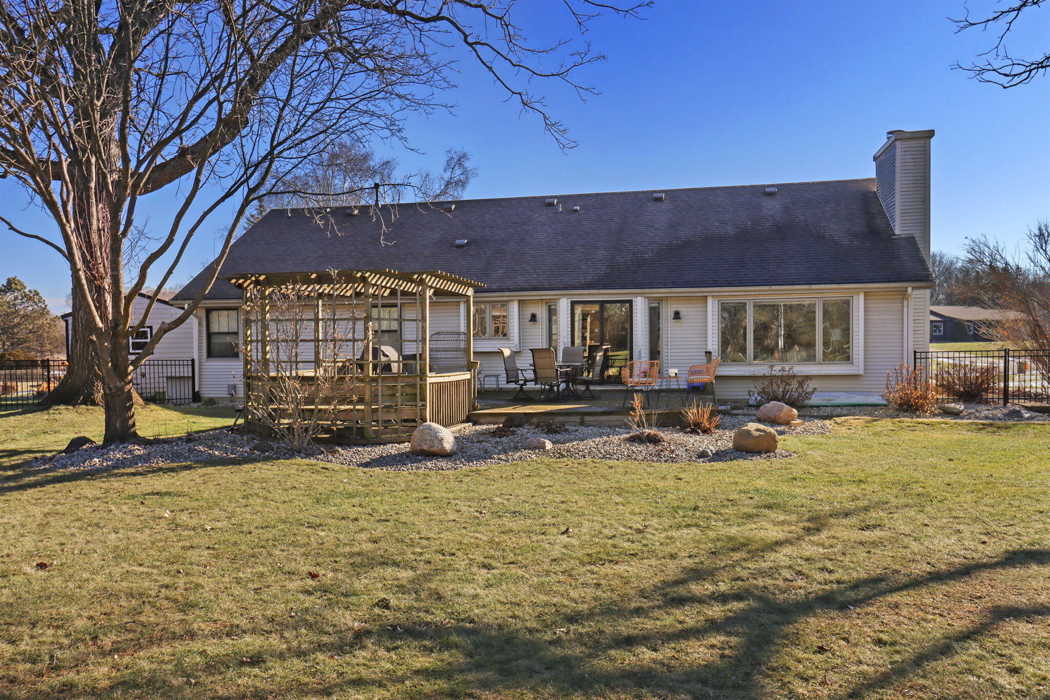 1212 Laurel Ln, Dover