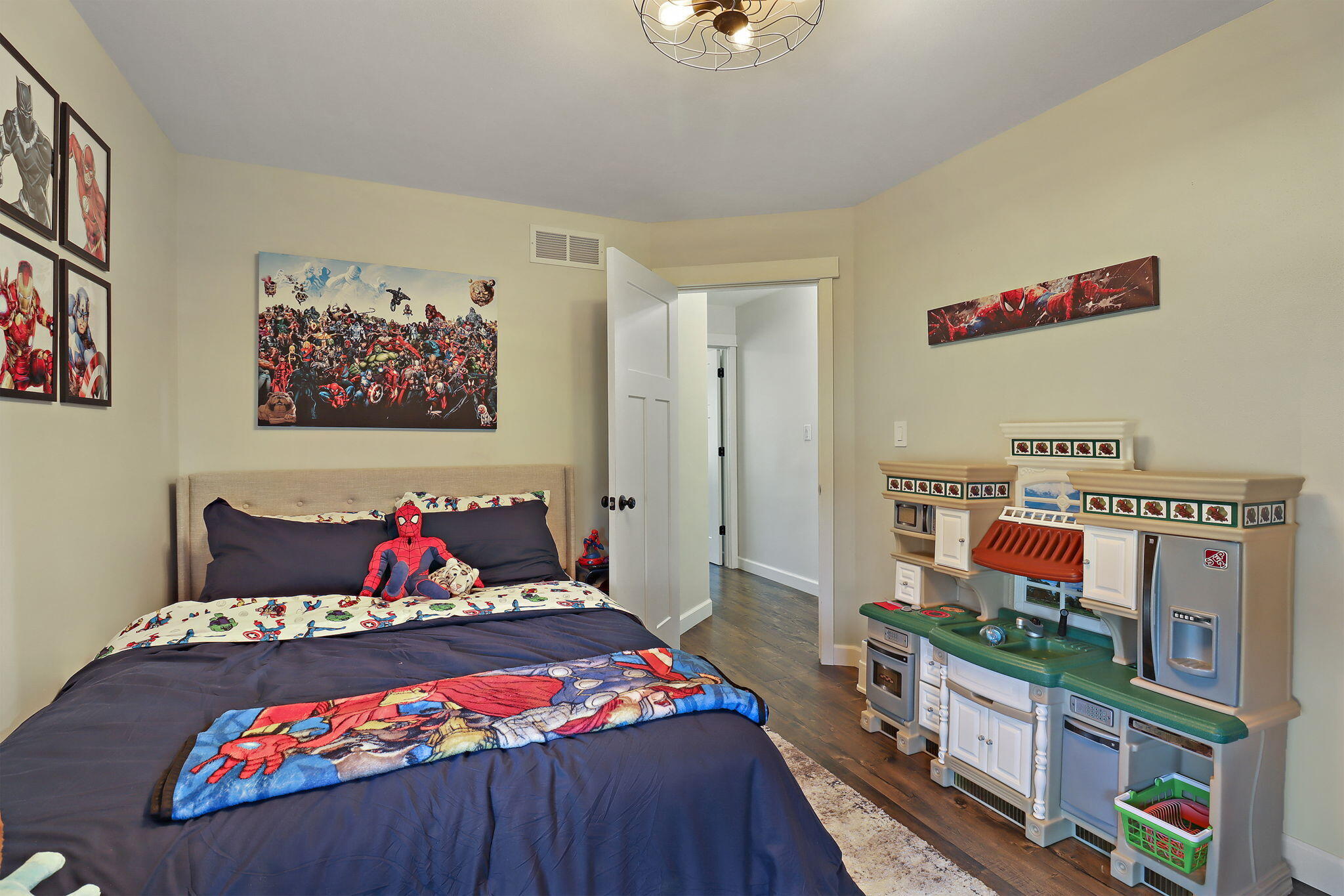 1212 Laurel Ln, Dover