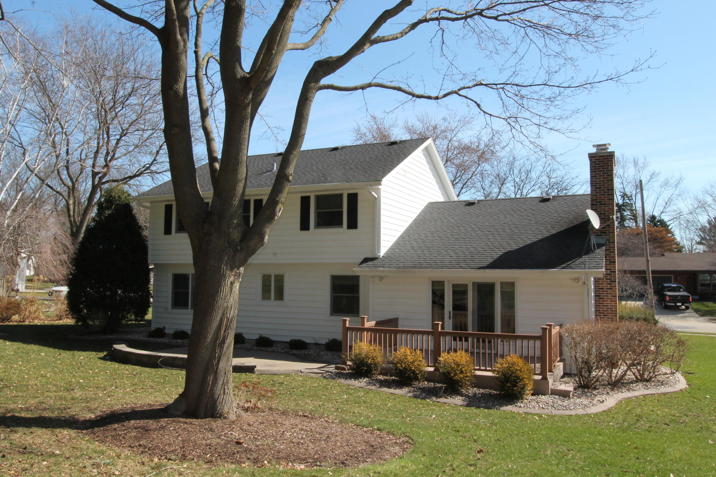 267 Robins Run -, Burlington