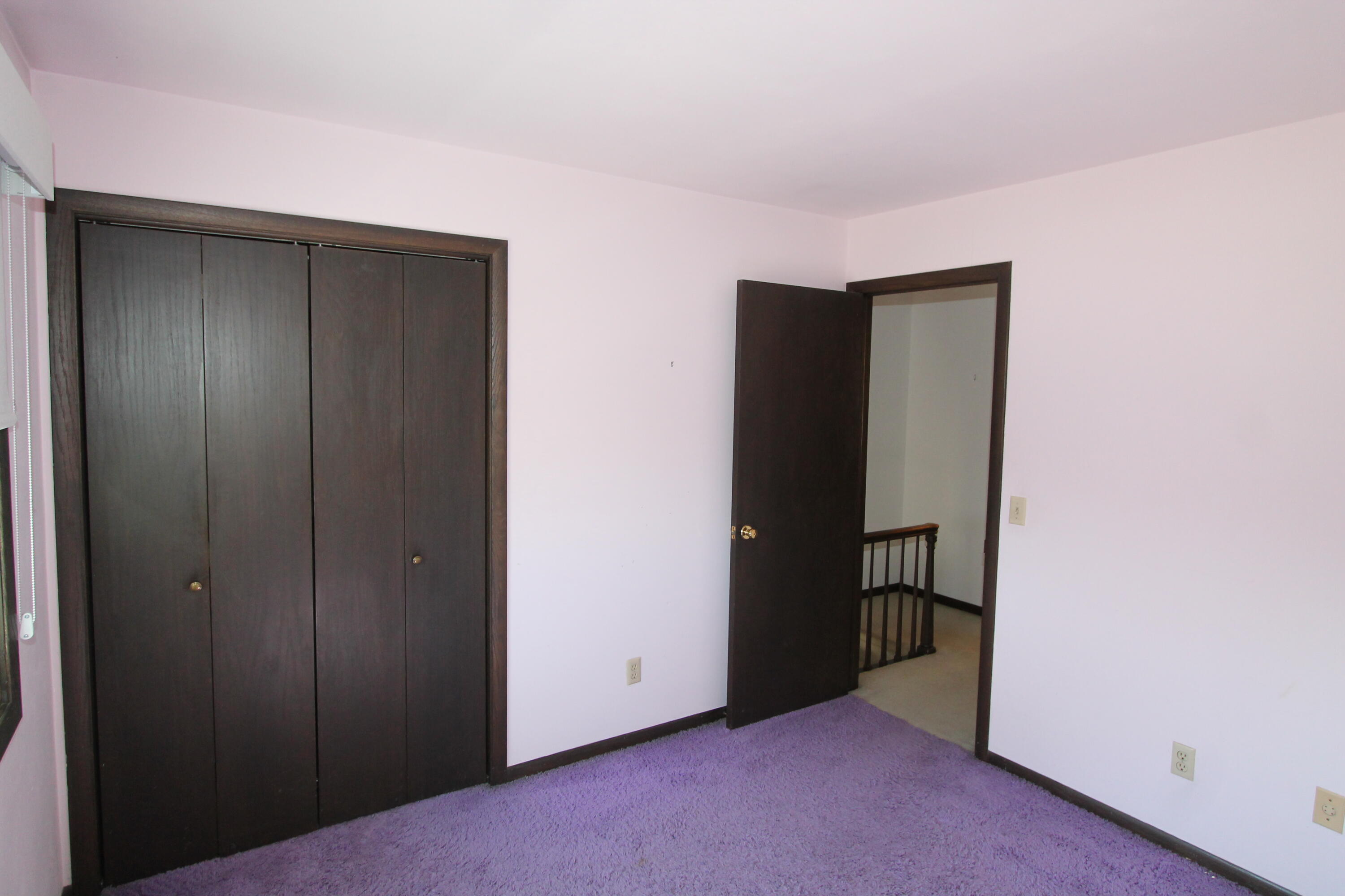 267 Robins Run -, Burlington