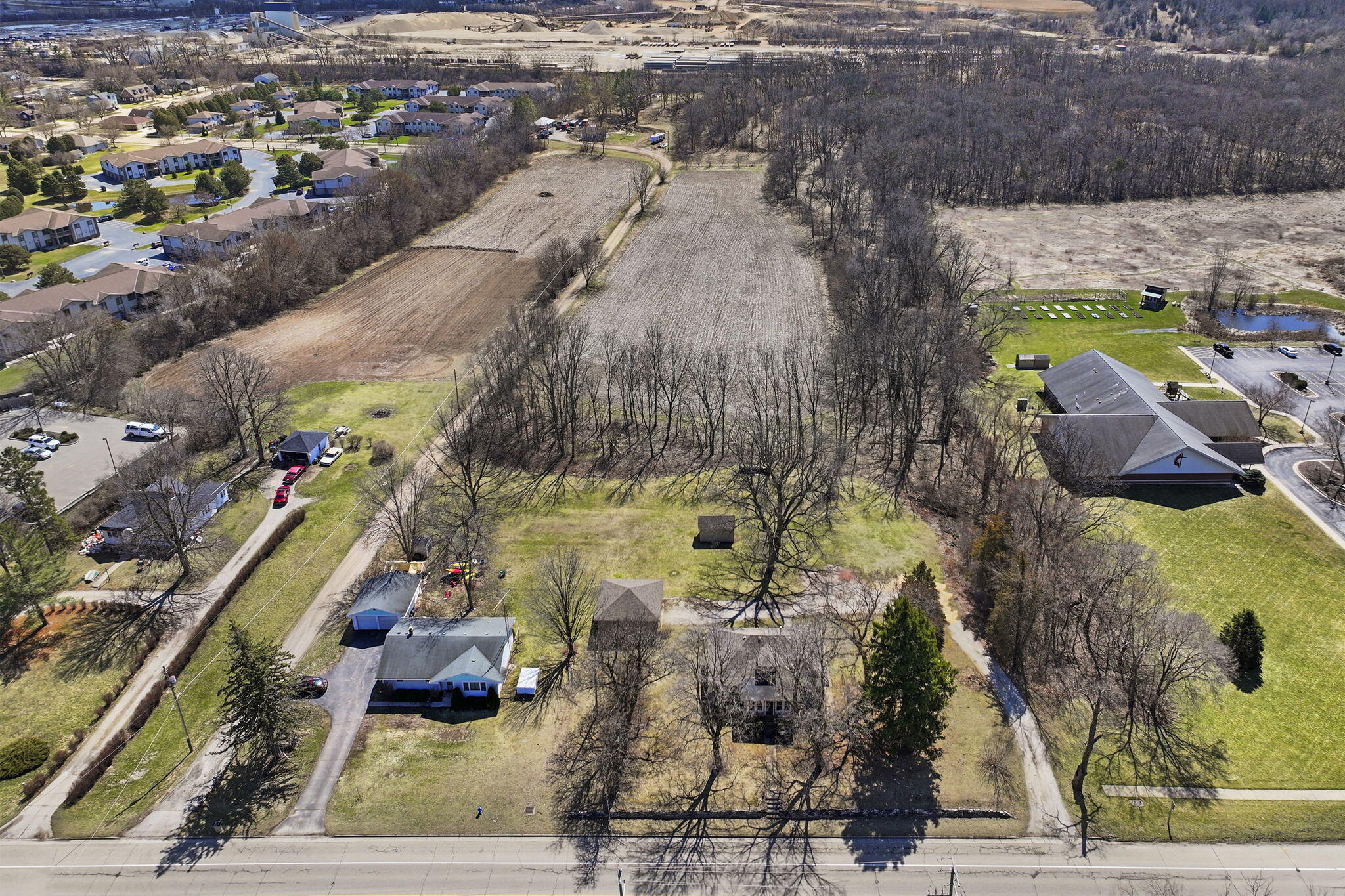 34911 W State St, Burlington