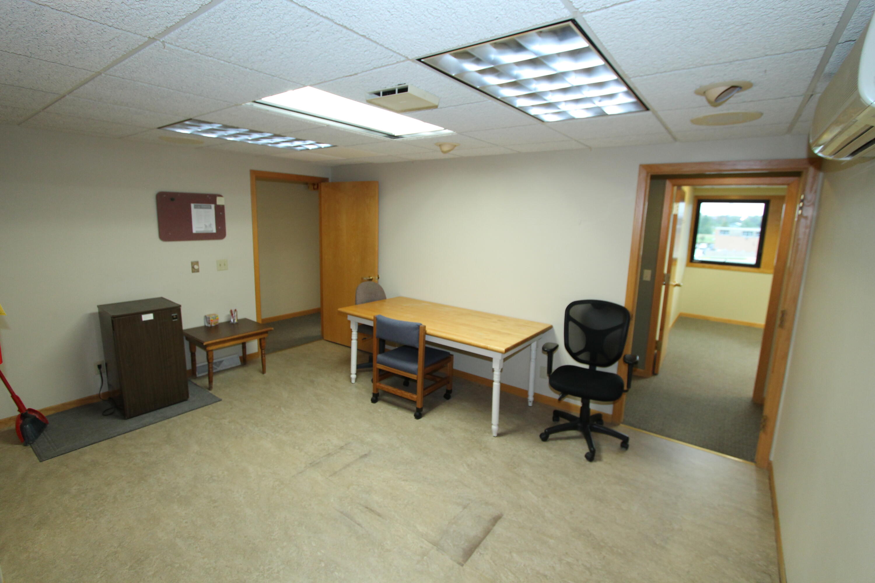 190 Gardner Ave, 3