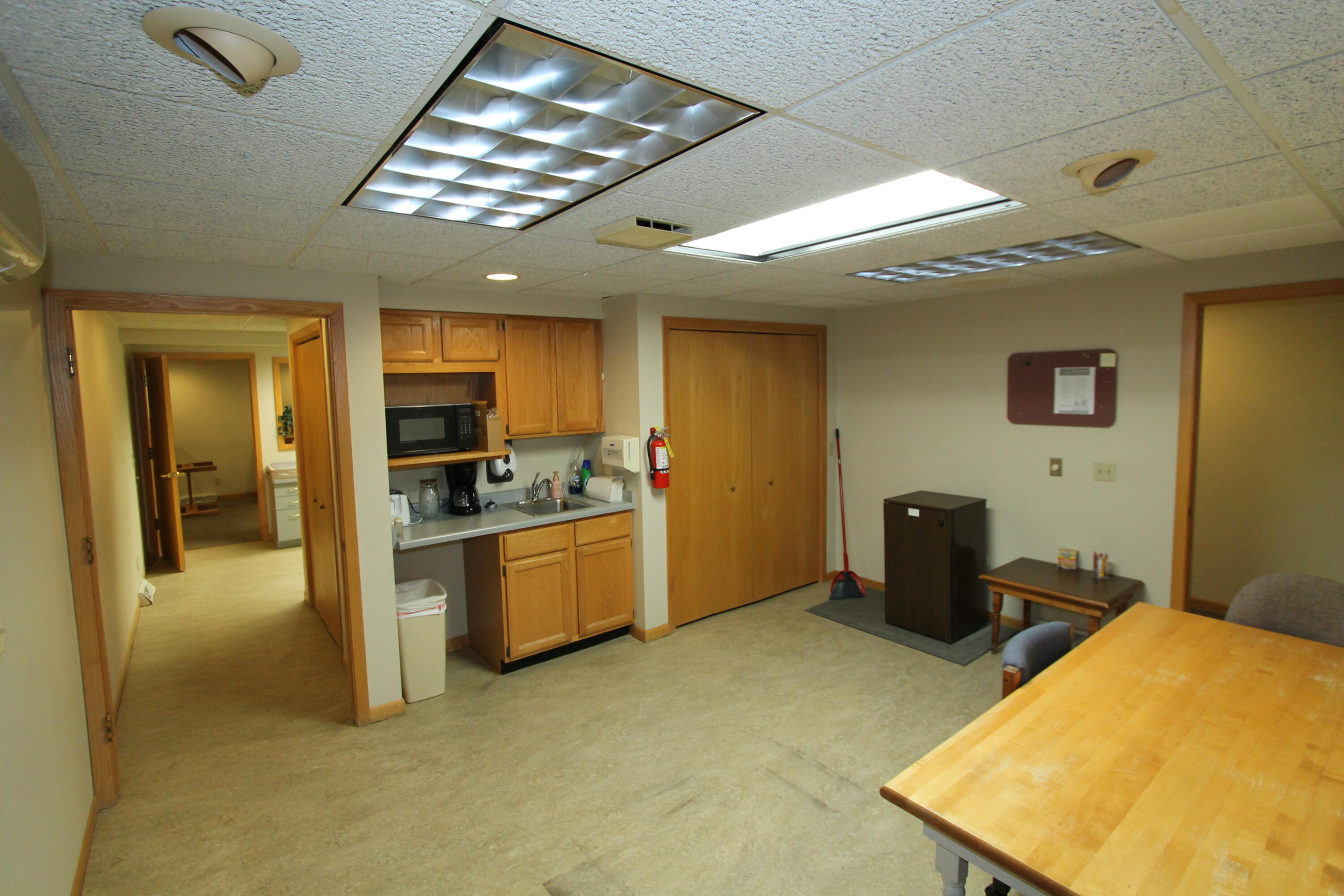190 Gardner Ave, 3